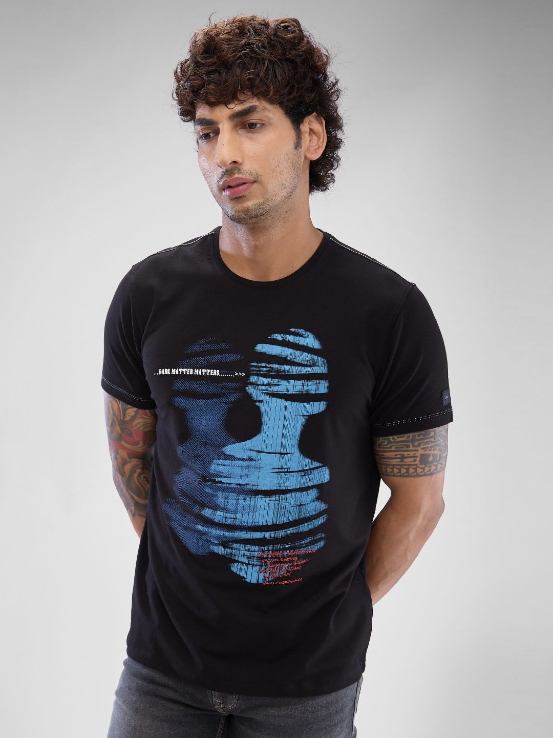 

SPYKAR Men Graphic Printed Slim Fit T-shirt, Black