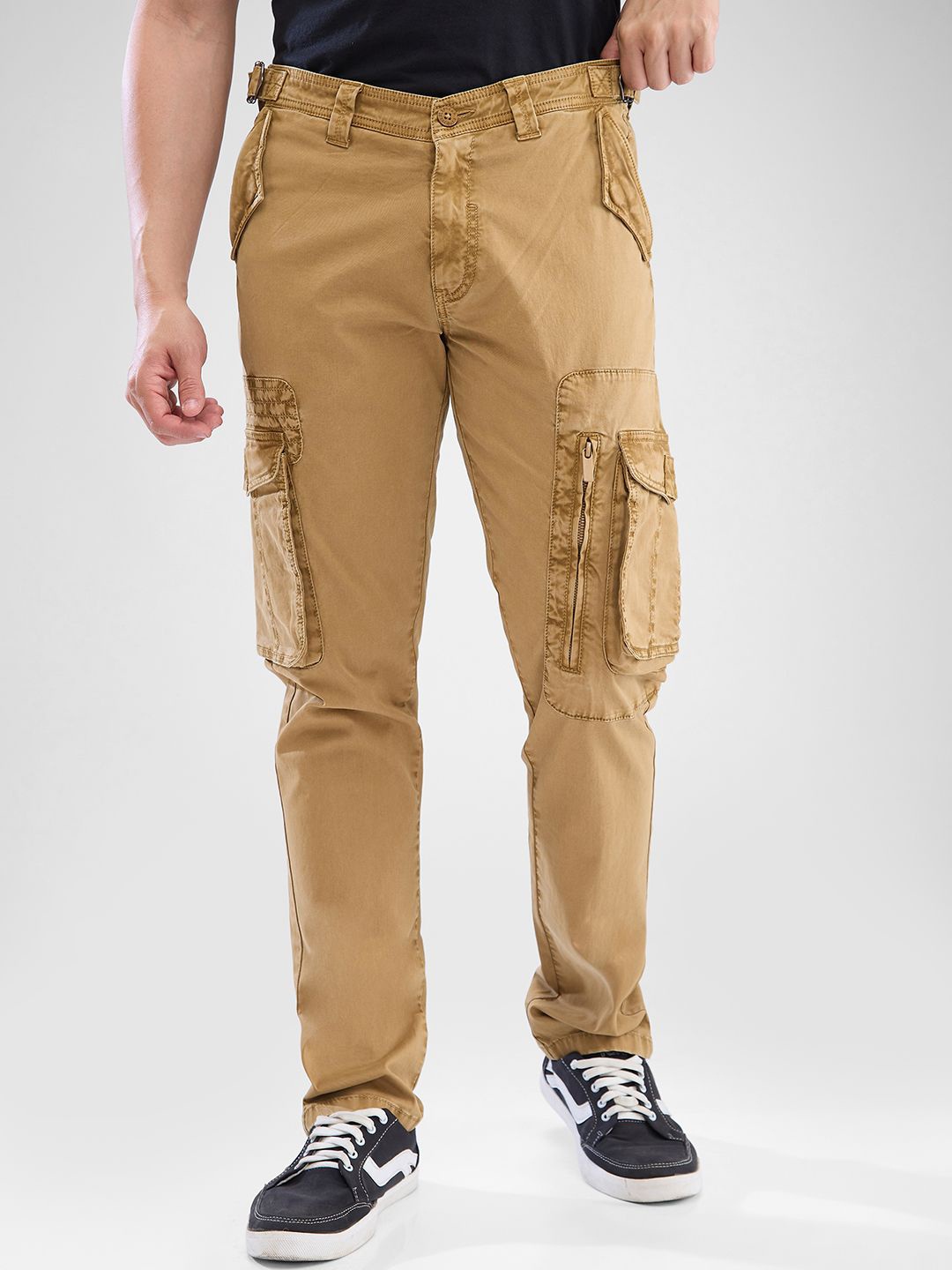 

SPYKAR Regular Fit Solid Cargo Trousers, Khaki
