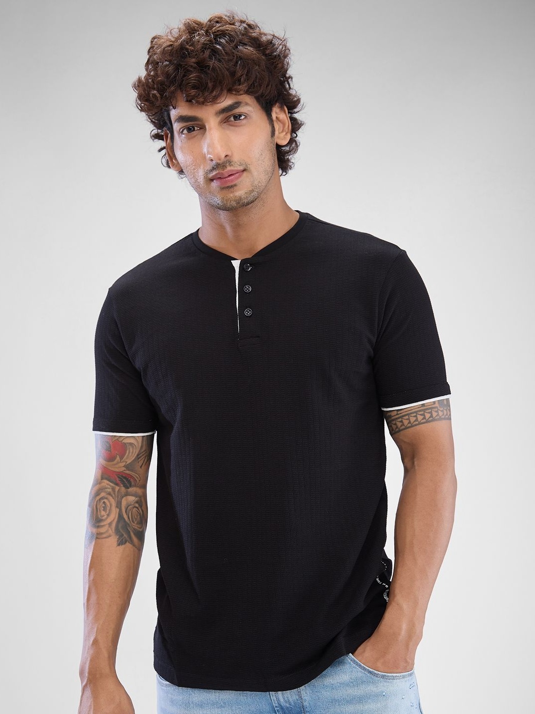

SPYKAR Men Henley Neck Slim Fit T-shirt, Navy blue