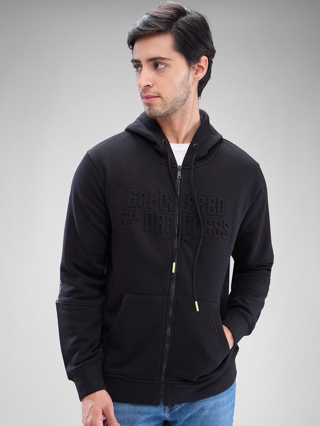 

SPYKAR Men Solid Alphanumeric Printed Hooded Sweatshirt, Black