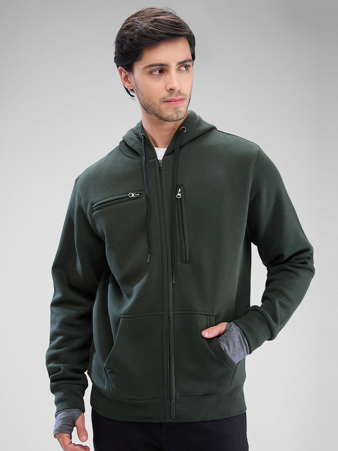 

SPYKAR Men Solid Hooded Sweatshirt, Green