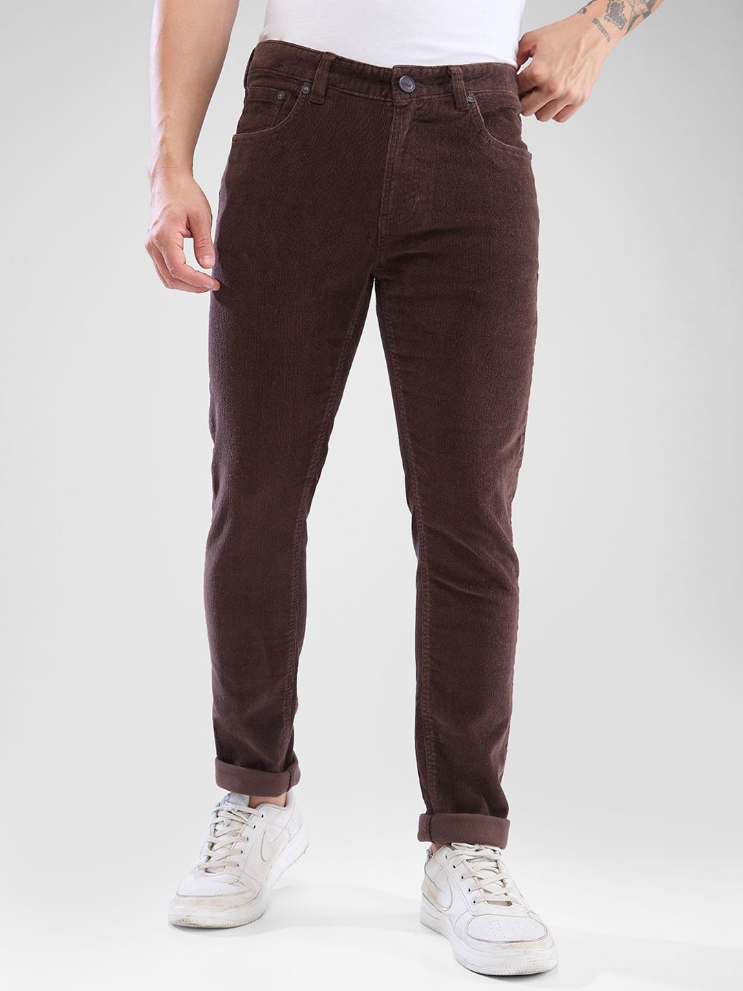 

SPYKAR Men Trousers, Brown