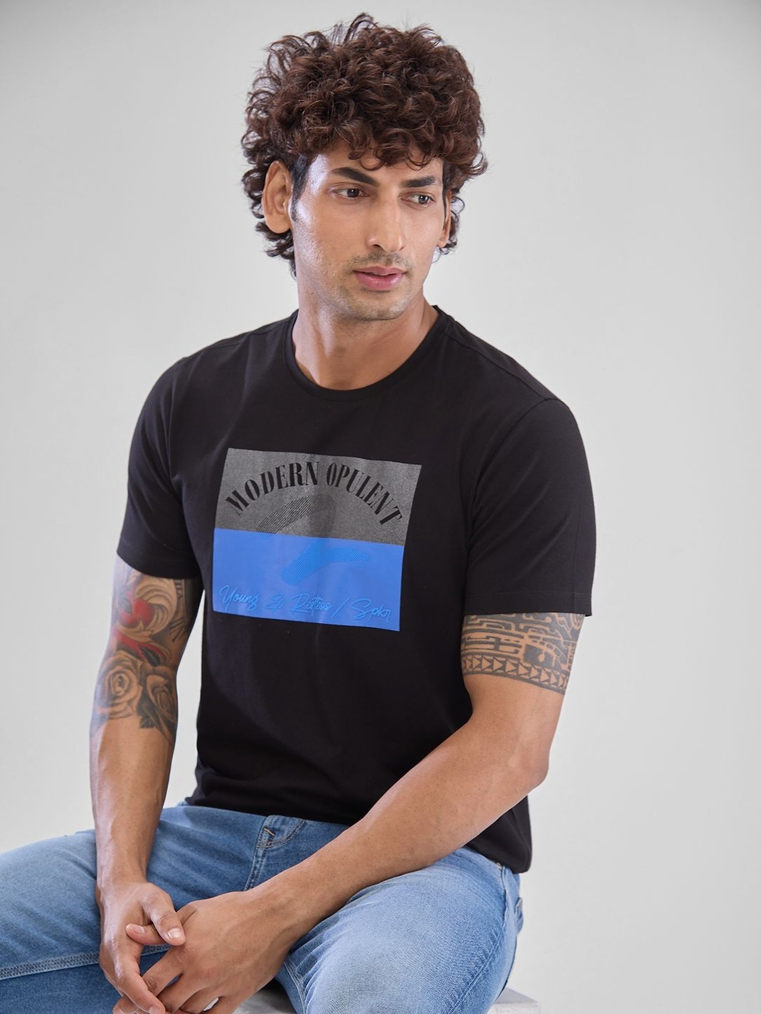 

SPYKAR Men Typography Printed Slim Fit T-shirt, Black