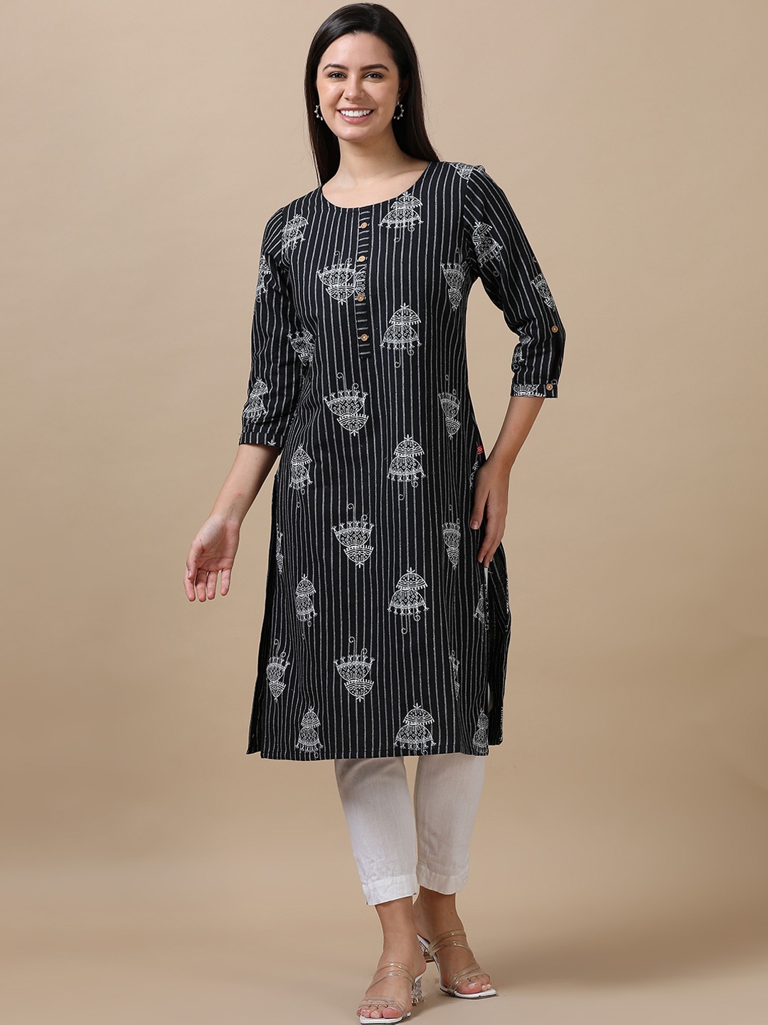 

Marcia Ethnic Motifs Printed Round Neck Pure Cotton Straight Kurta, Black