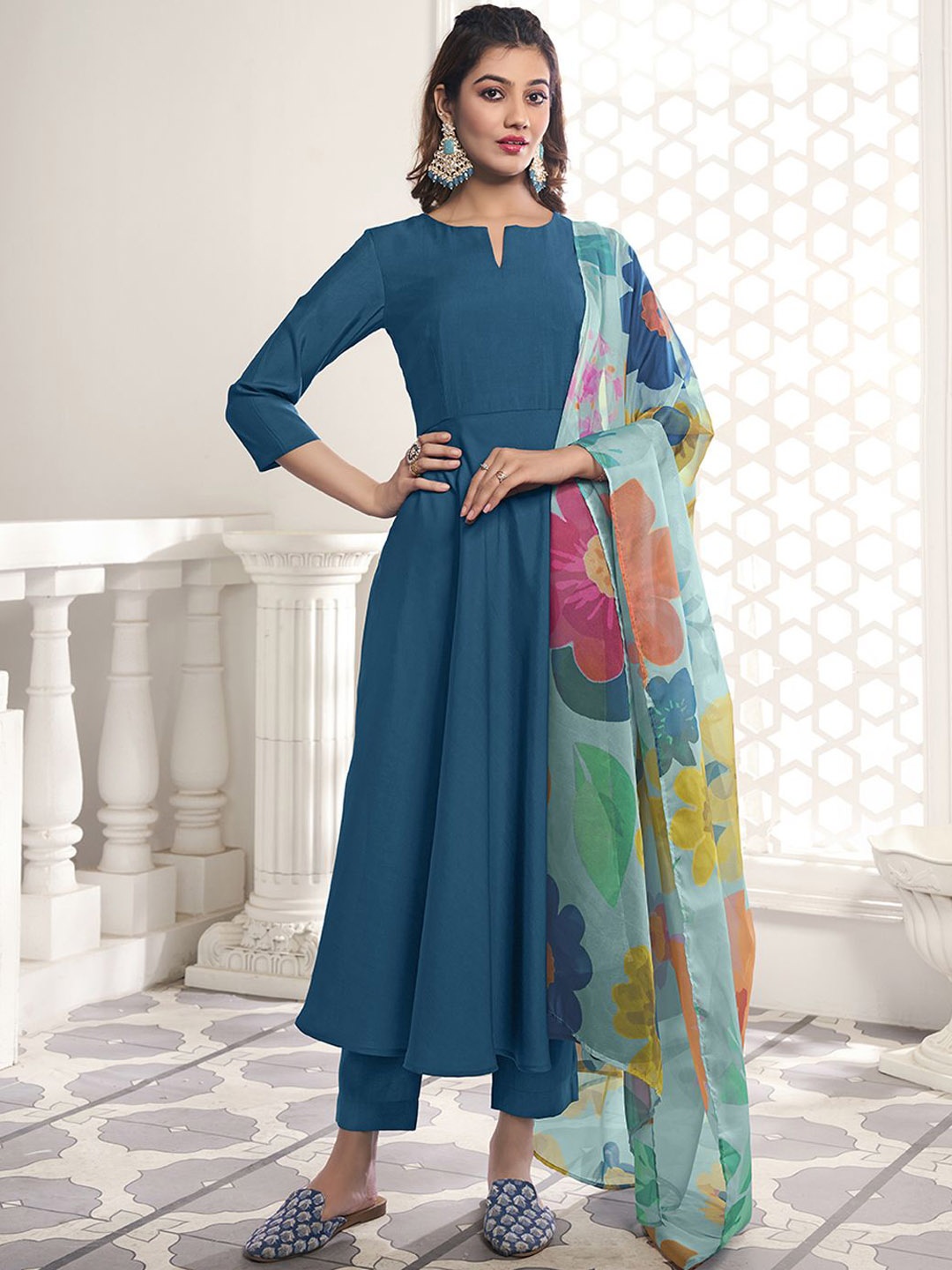 

Inddus Notched Neck Anarkali Kurta With Trousers & Dupatta, Teal