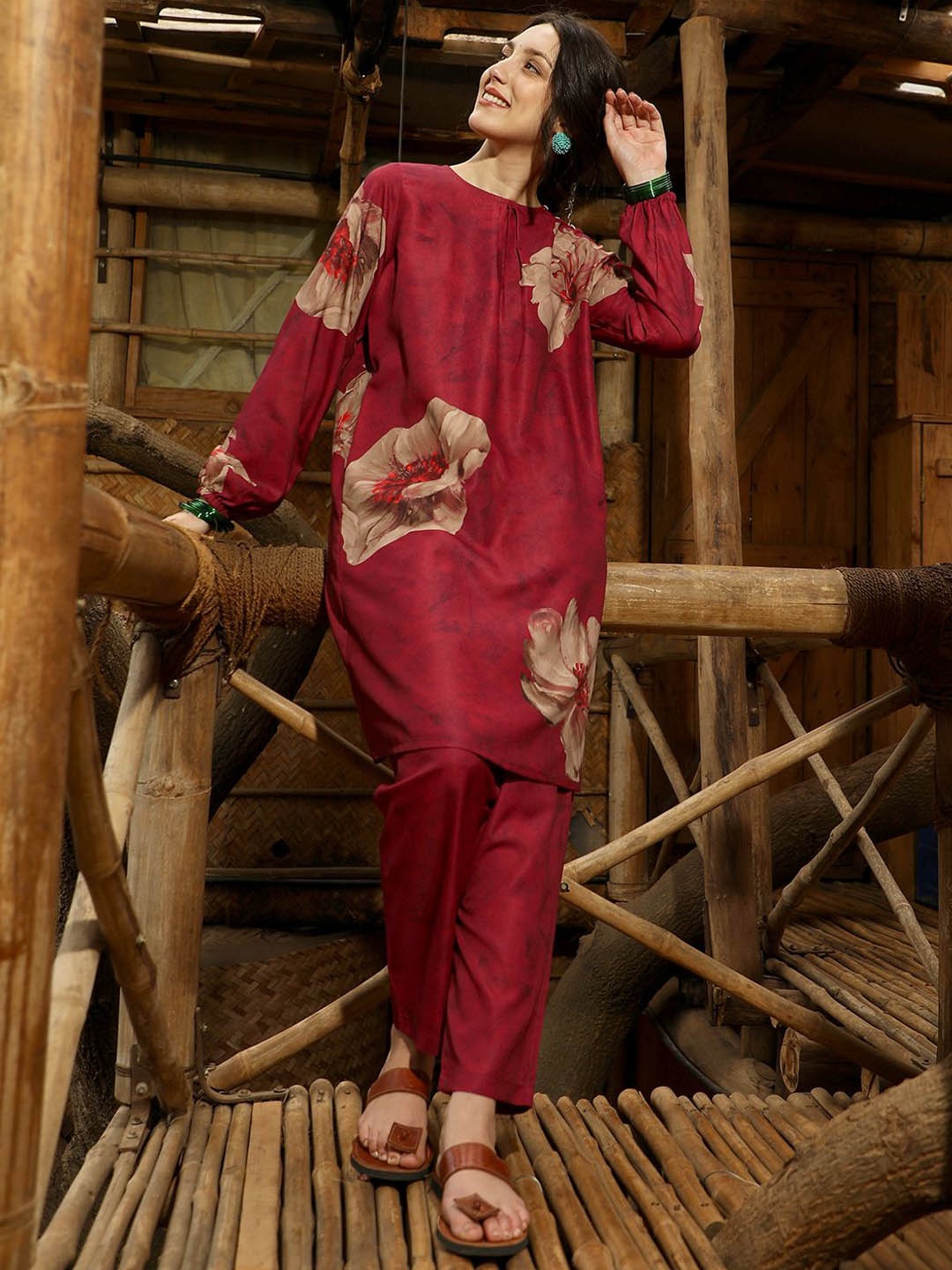 

QISSA Floral Printed Regular Kurta with Trousers, Pink