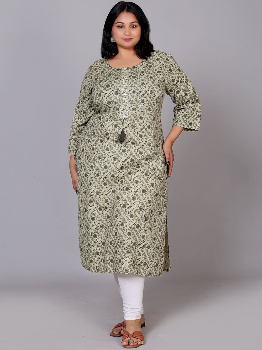 

HIGHLIGHT FASHION EXPORT Floral Printed Gotta Patti Straight Kurta, Green