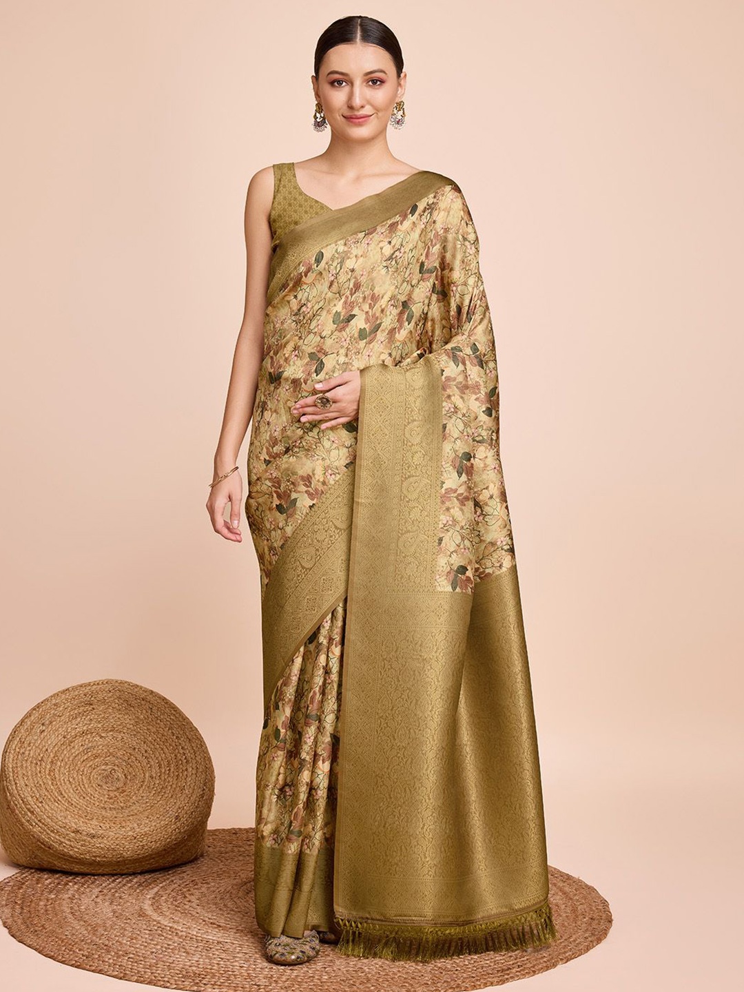 

Sarvada Floral Zari Pure Silk Saree, Khaki