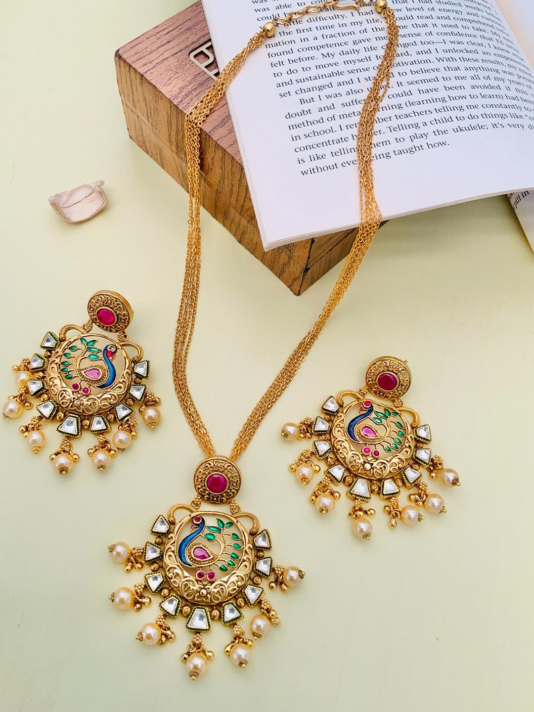

ABDESIGNS Gold-Plated Stone Studded & Beaded Necklace and Earrings
