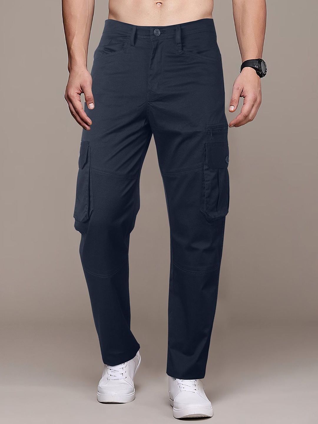 

Jb Just BLACK Men Cotton Relaxed Mid-Rise Cargos Trousers, Navy blue