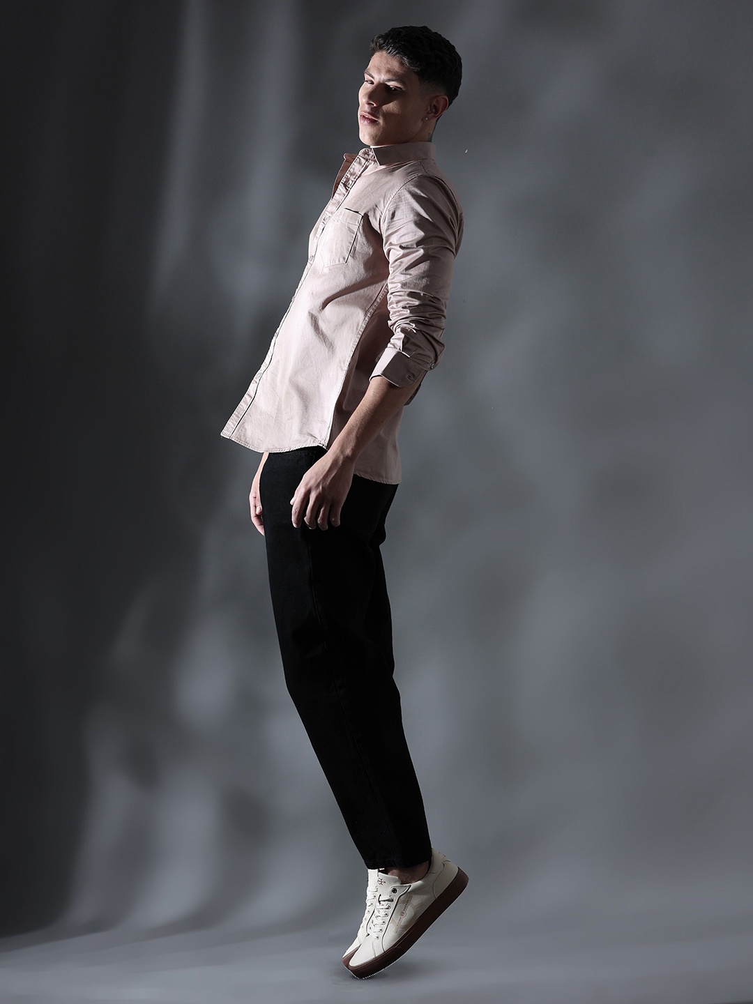 

SORATIA Men Solid Slim Fit Pocket Casual Shirt, Beige