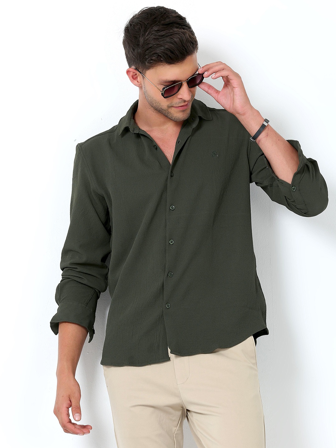 

SORATIA Men Slim Fit Textured Casual Shirt, Olive