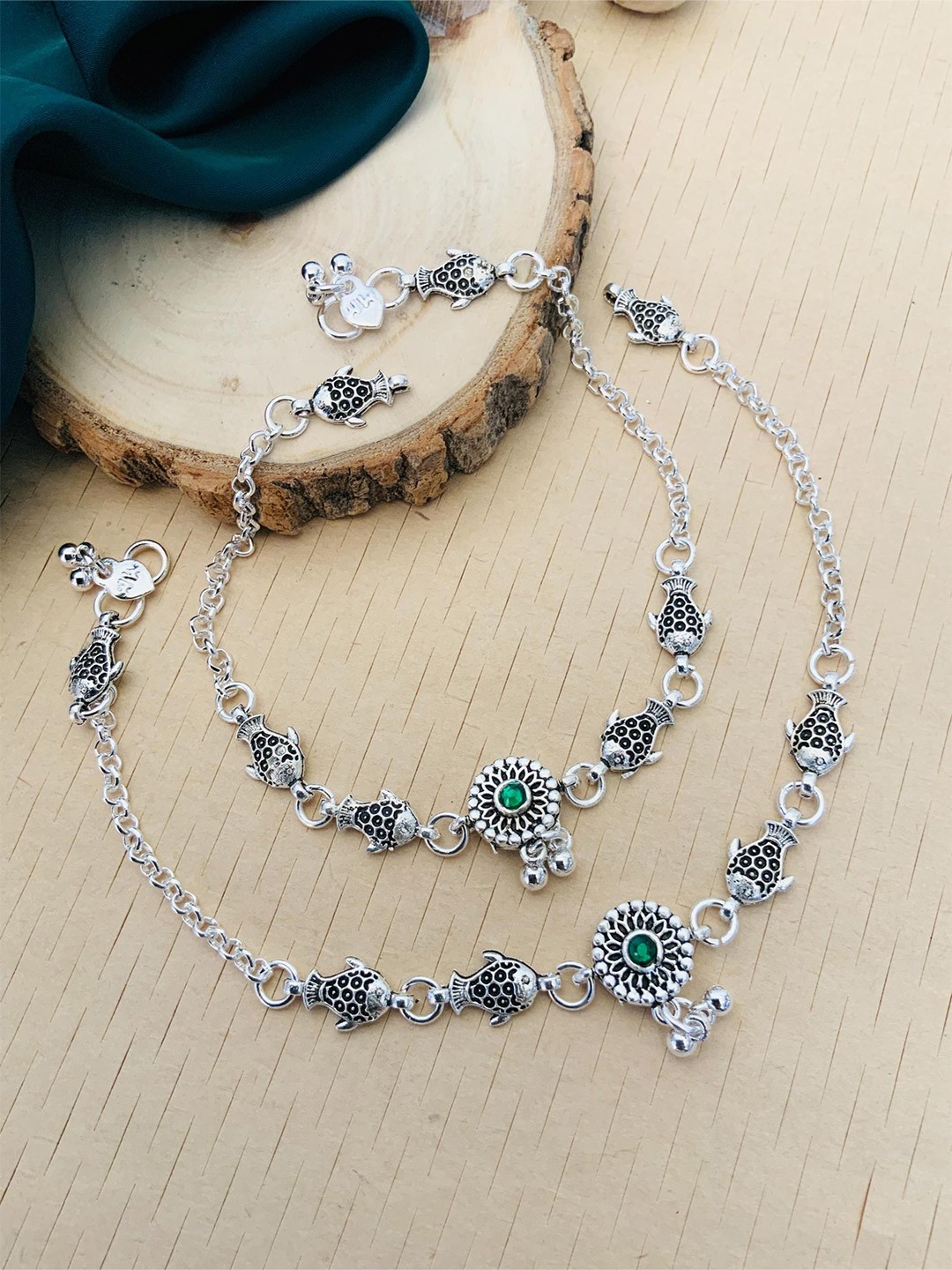 

ABDESIGNS Silver-Plated Stone Studded and Beaded Anklet