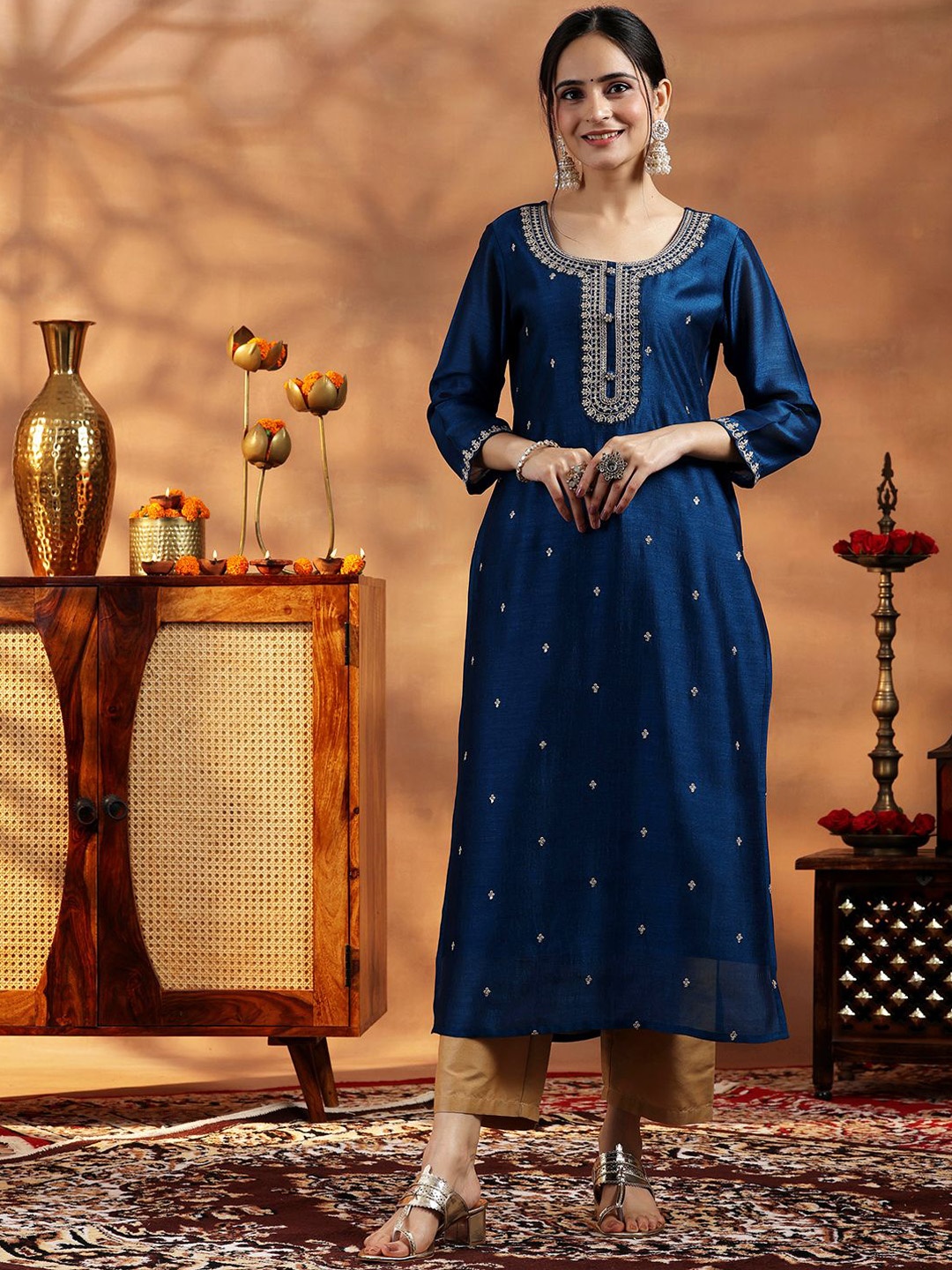 

Libas Floral Embroidered Round Neck Sequinned Straight Kurta, Blue
