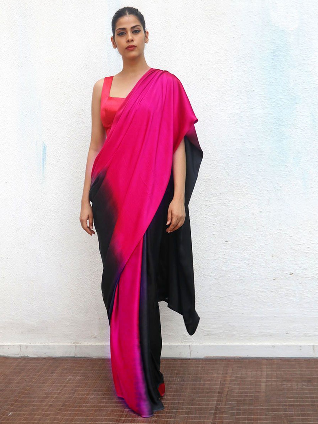 

Chidiyaa Ombre Pure Silk Saree, Pink