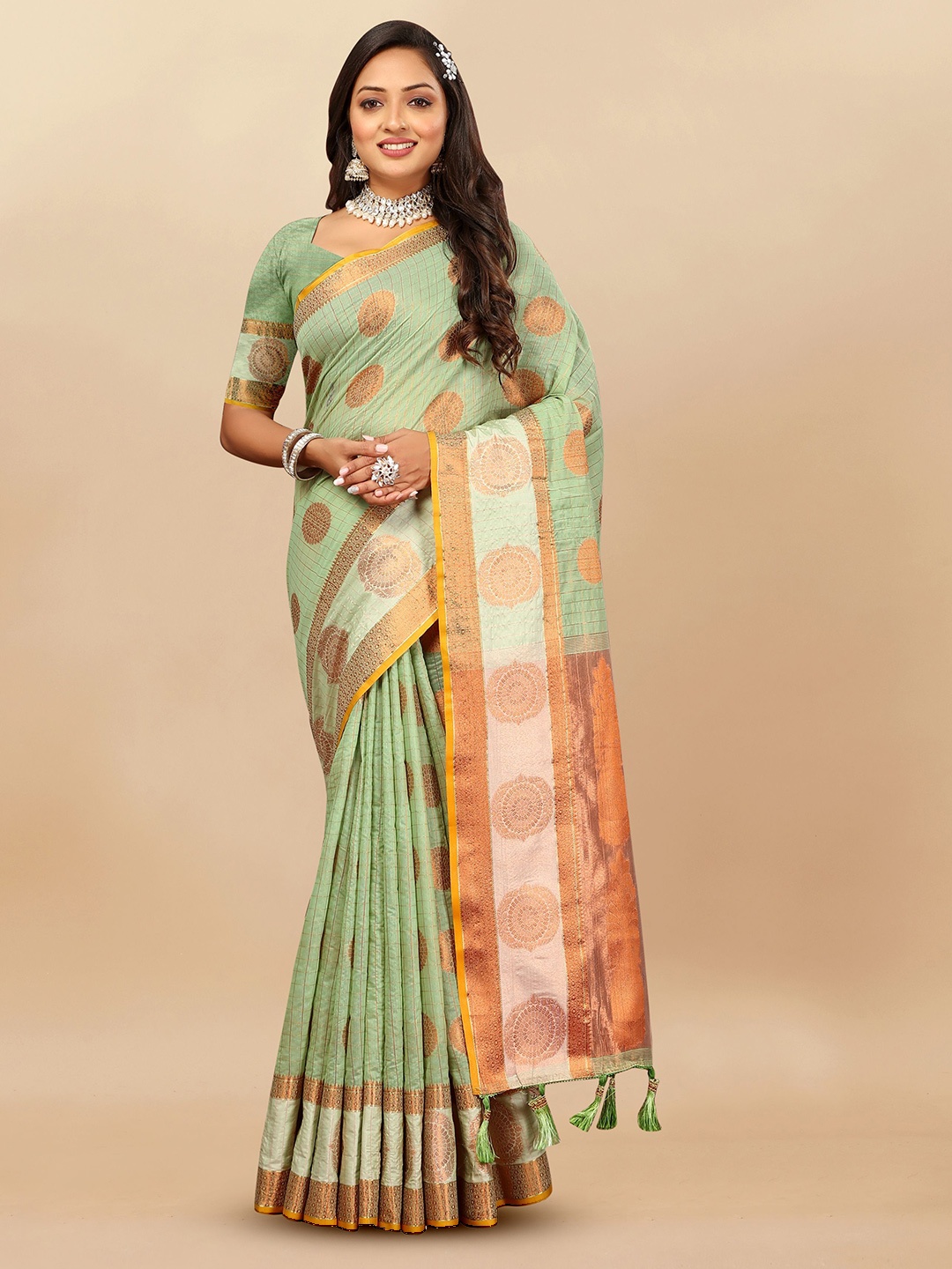 

Upalksh Woven Design Zari Banarasi Saree, Lime green