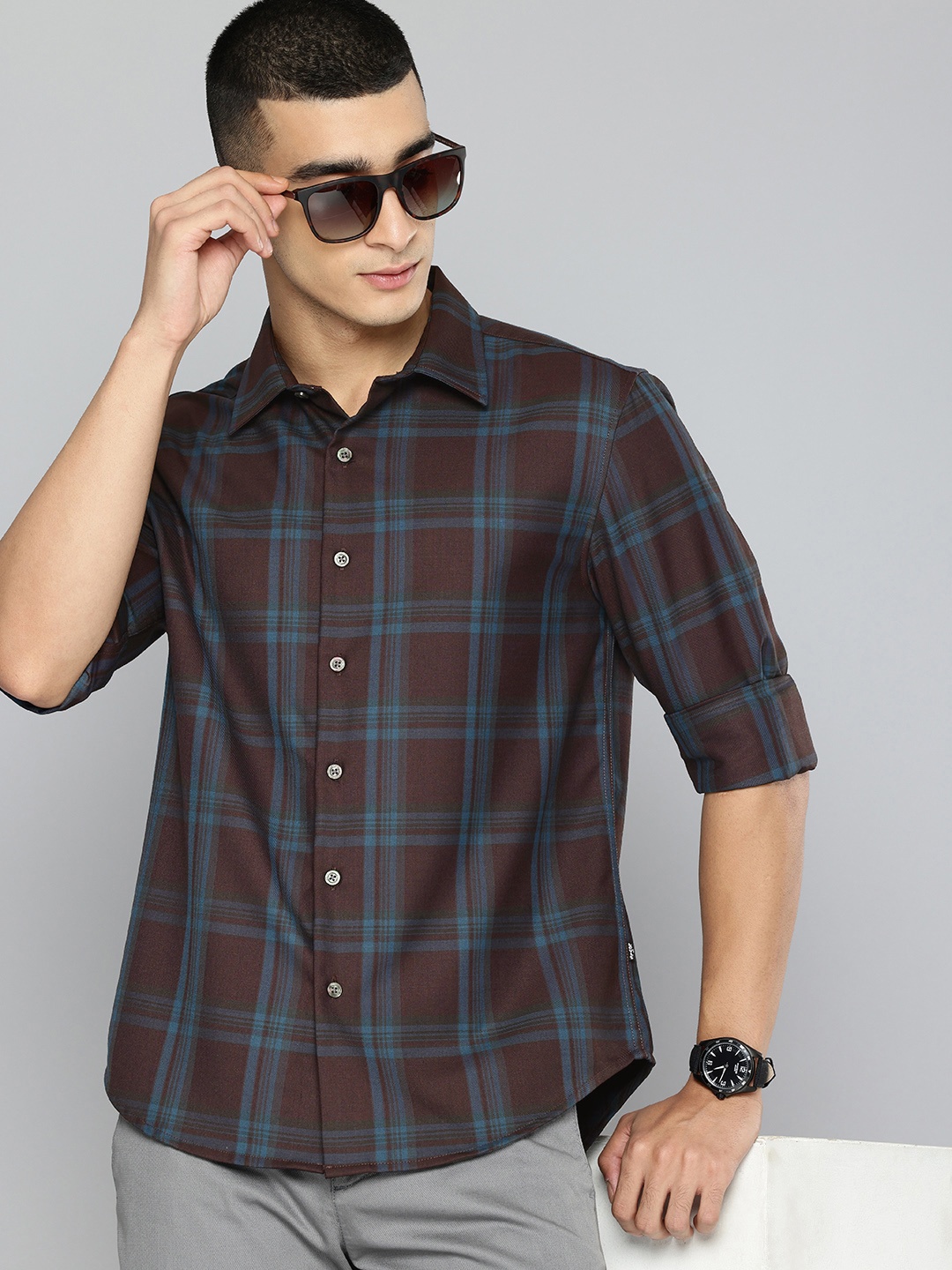 

Levis Slim Fit Tartan Checks Opaque Casual Shirt, Brown