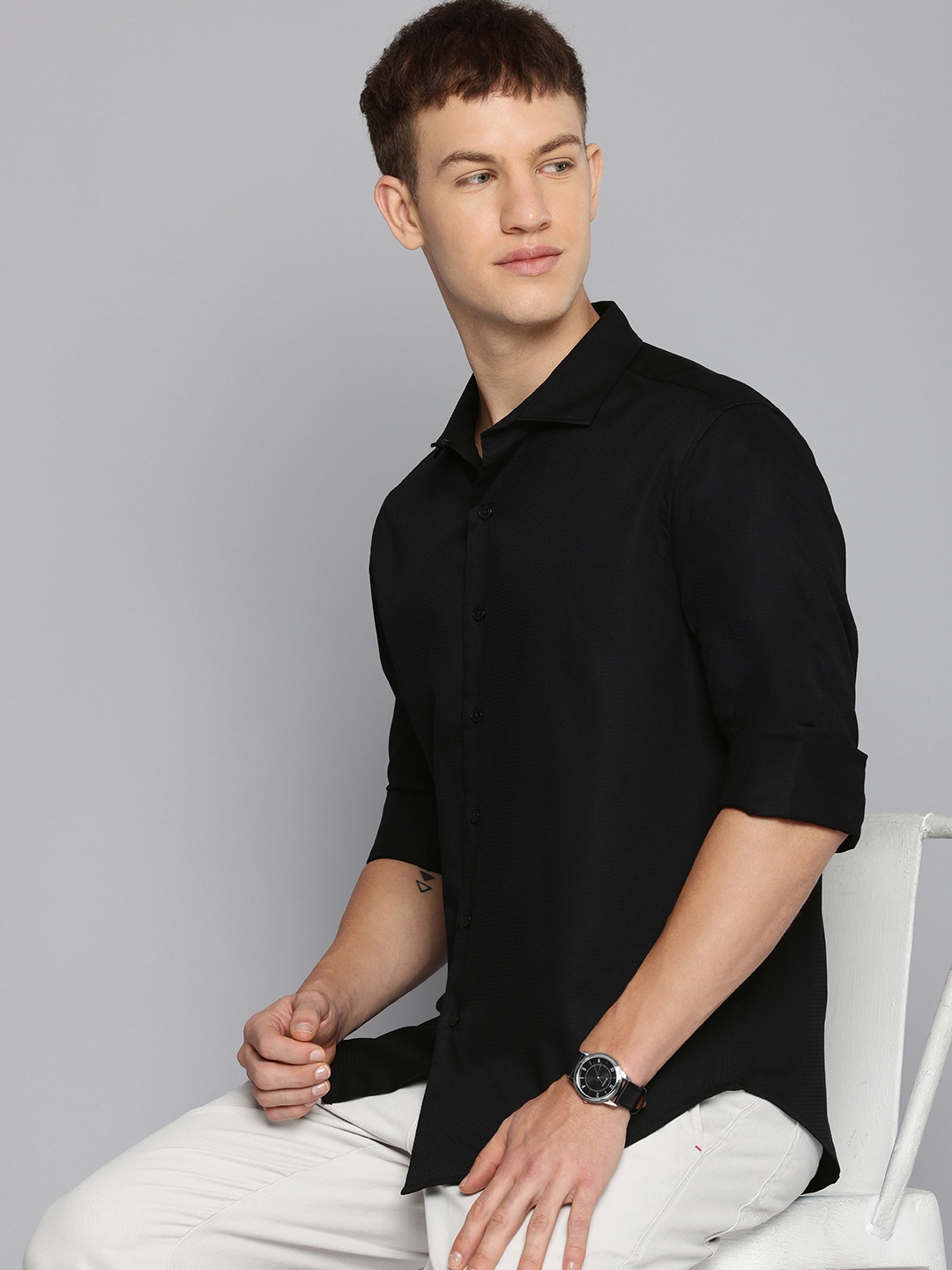 

Levis Slim Fit Opaque Redloop Pure Cotton Casual Shirt, Black