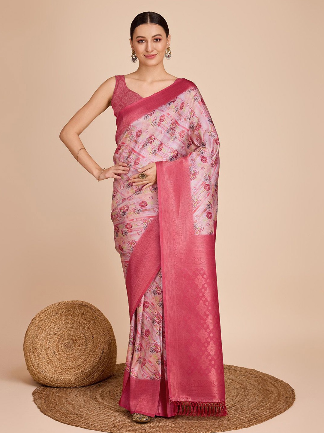 

Nimidiya Floral Zari Pure Silk Saree, Peach