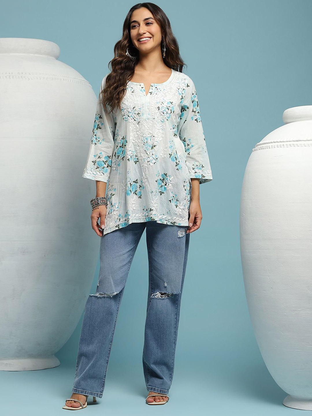 

House of Chikankari Floral Printed Notched Neck Straight Pure Cotton Kurta, Blue