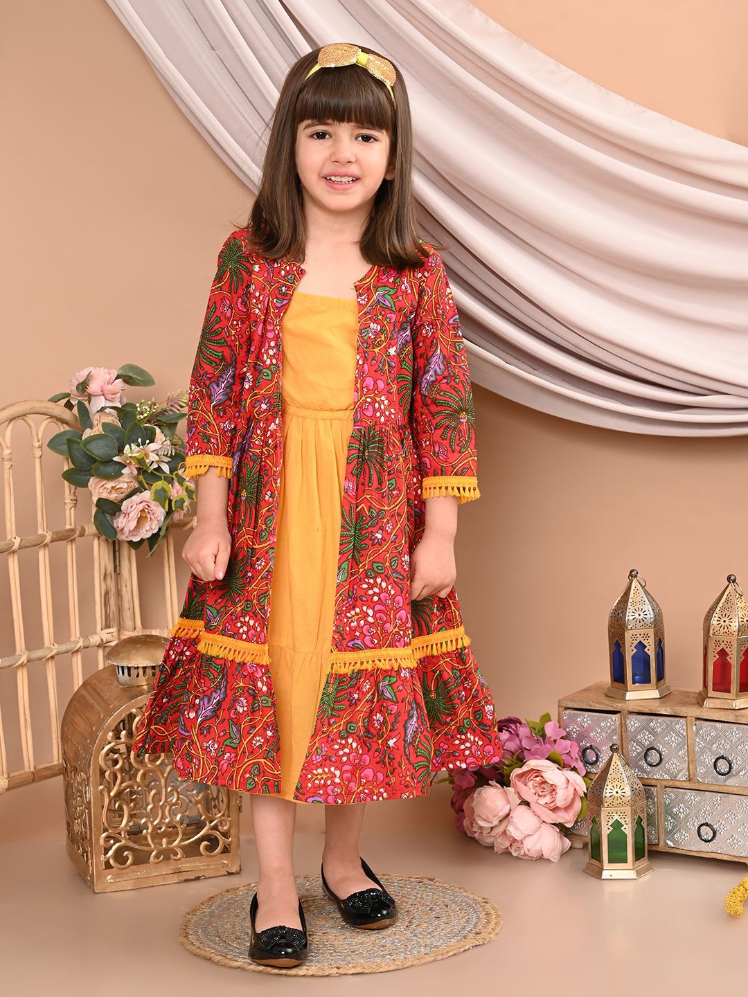 

Superminis Girls Floral Printed Mandarin Collar Cotton Ethnic Shrug, Red