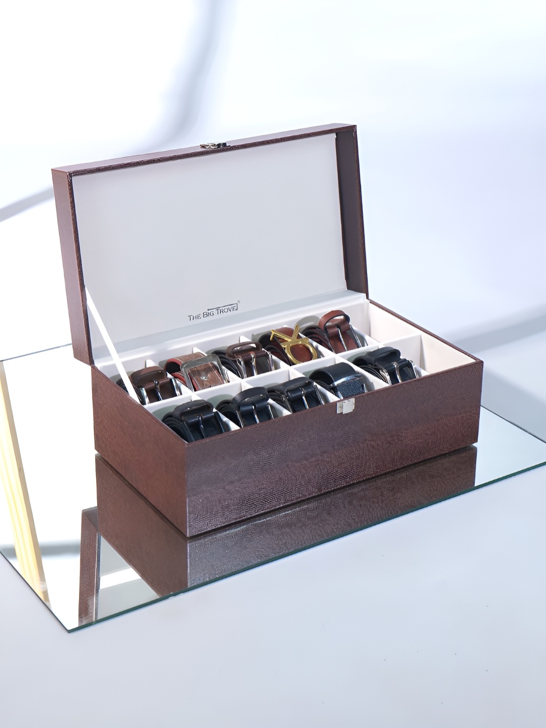 

La Trove Brown 12 Slot Belt Box
