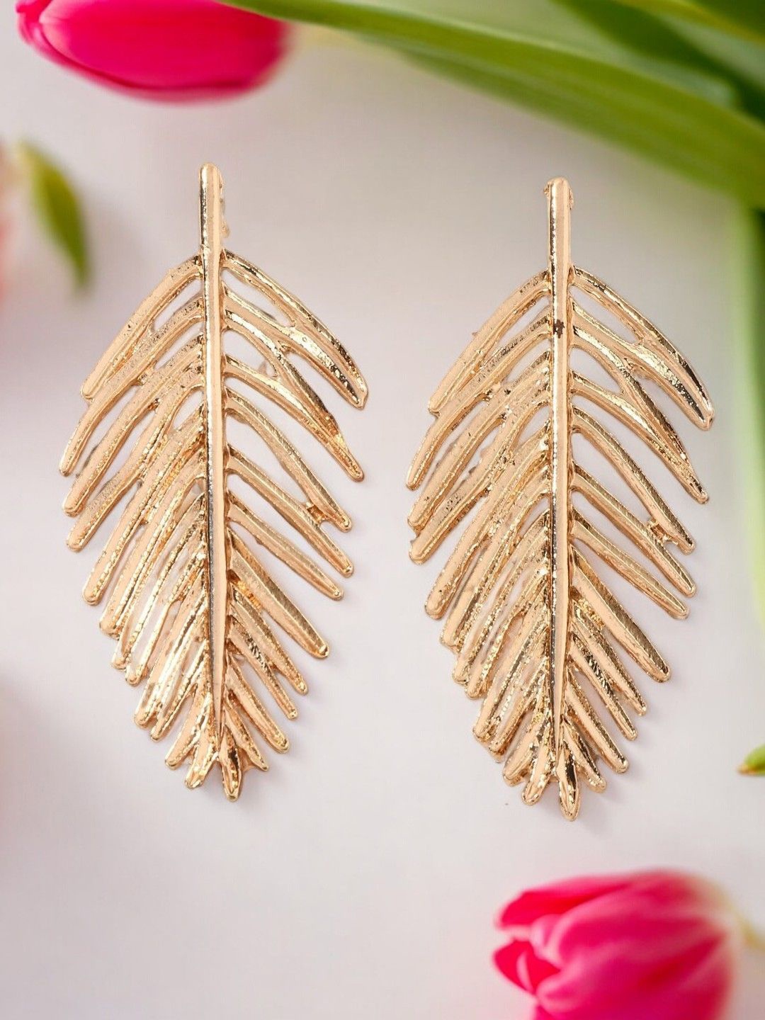 

OOMPH Leaf Shaped Drop Earrings, Gold