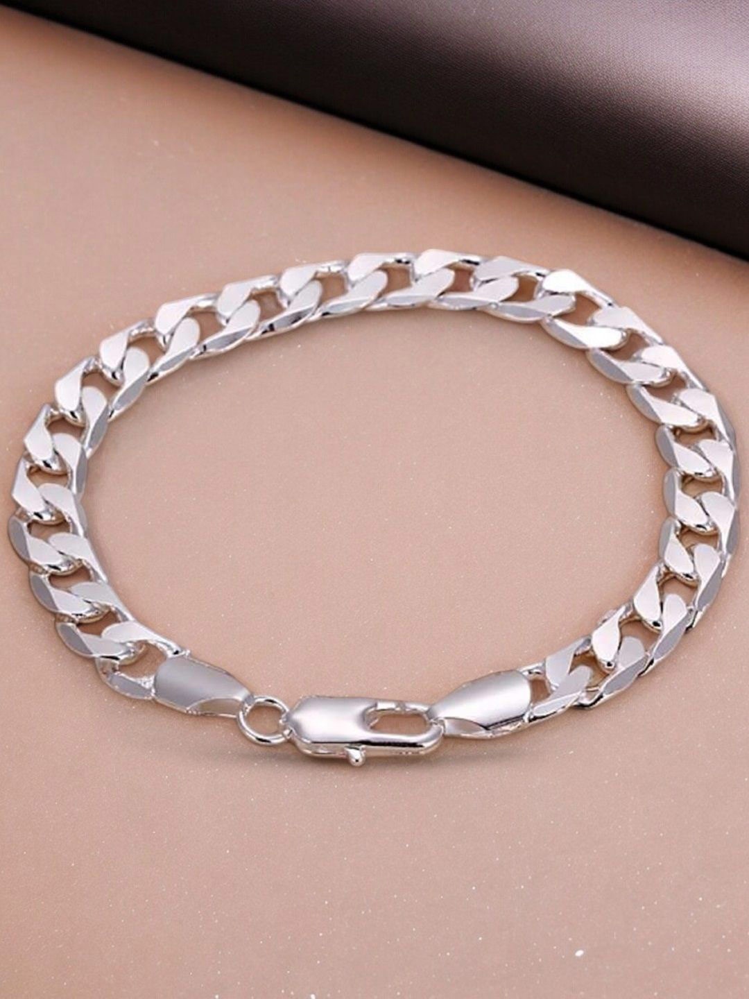 

OOMPH Men Wraparound Bracelet, Silver