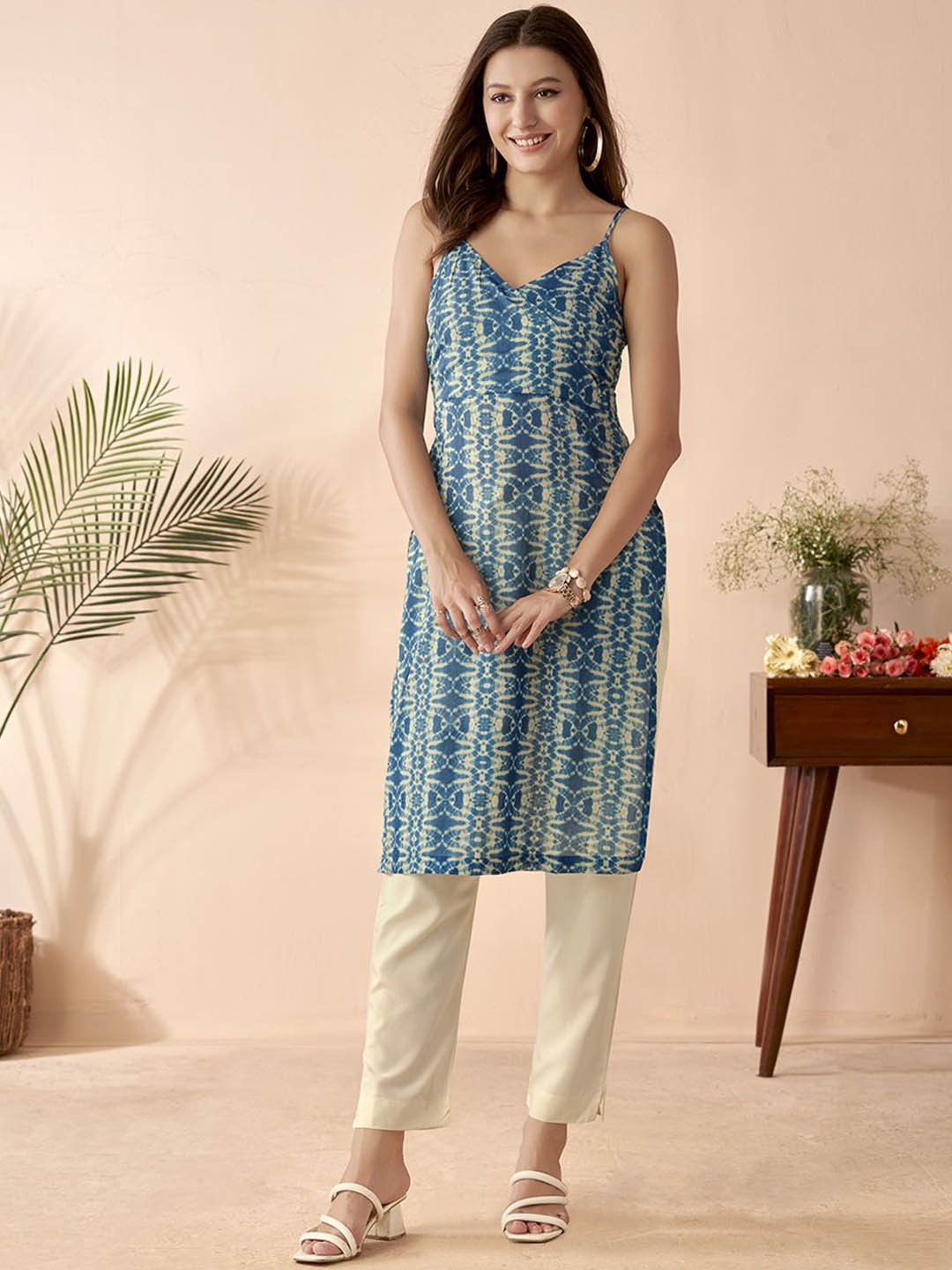 

Anouk Blue Floral Printed Sleeveless Pure Cotton Straight Kurta