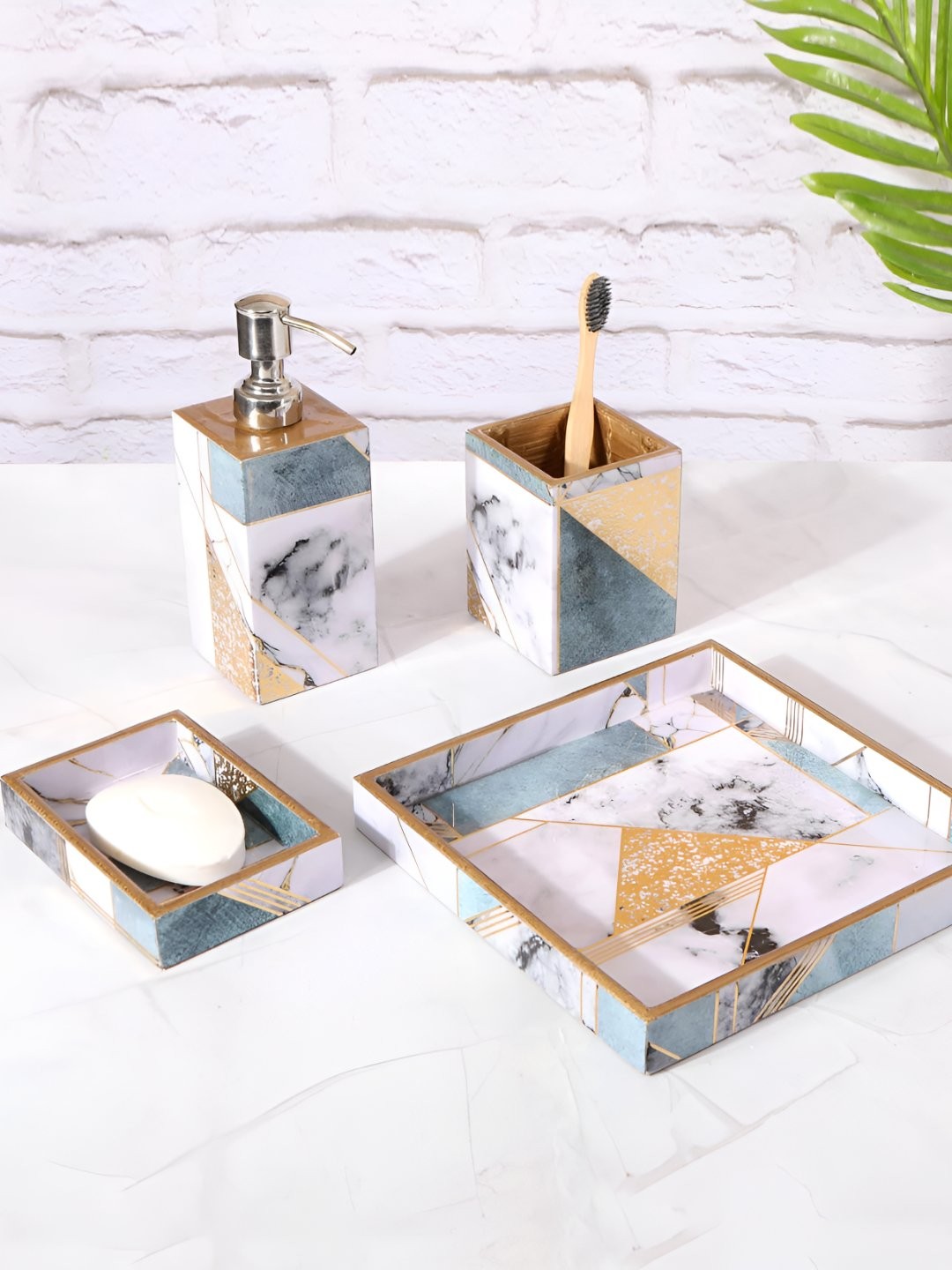 

THE HOME CO. Grey & White 4 Pieces Abstract Printed Matte Finish Wooden Bath Accessories