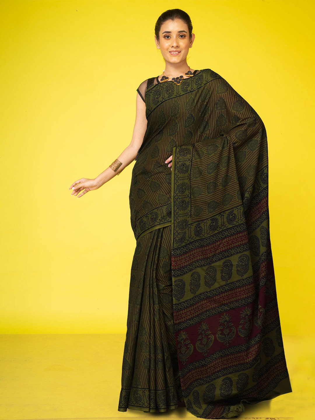 

Unnati Silks Ethnic Motifs Pure Cotton Handloom Bagh Saree, Green