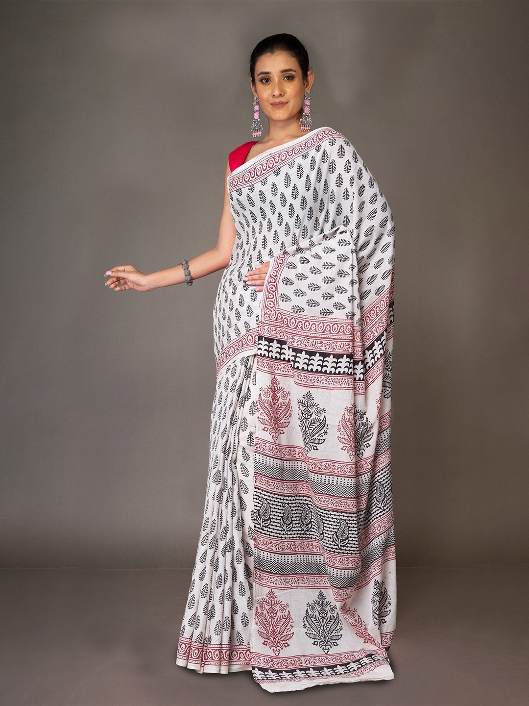 

Unnati Silks Bagh Pure Cotton Handloom Bagh Saree, Cream