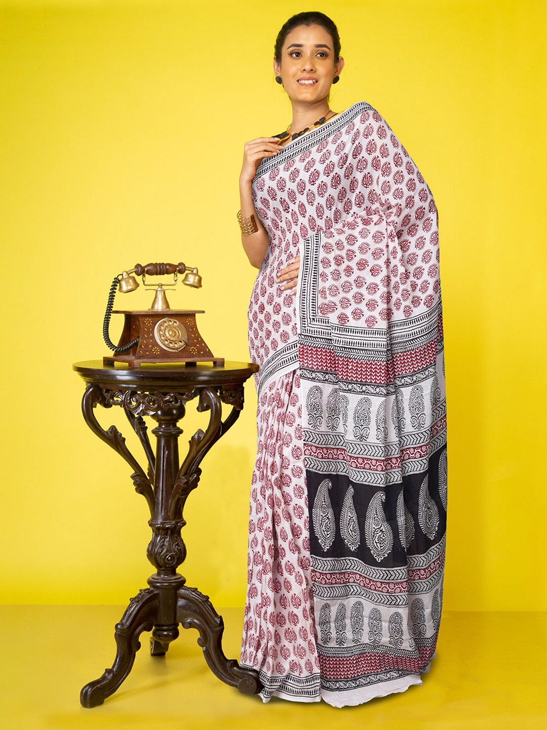 

Unnati Silks Bagh Pure Cotton Handloom Bagh Saree, Cream