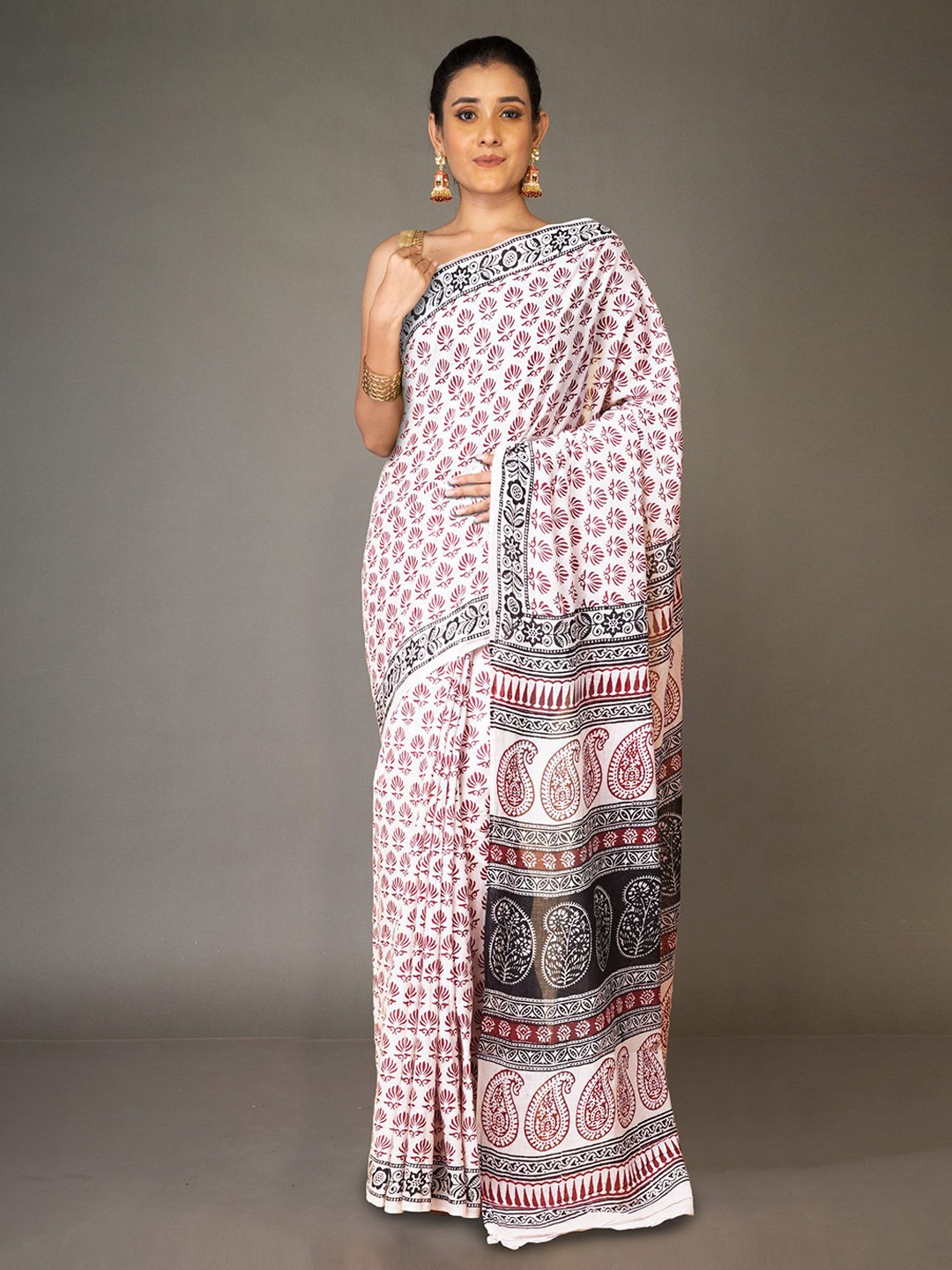 

Unnati Silks Bagh Printed Pure Cotton Handloom Bagh Saree, Cream