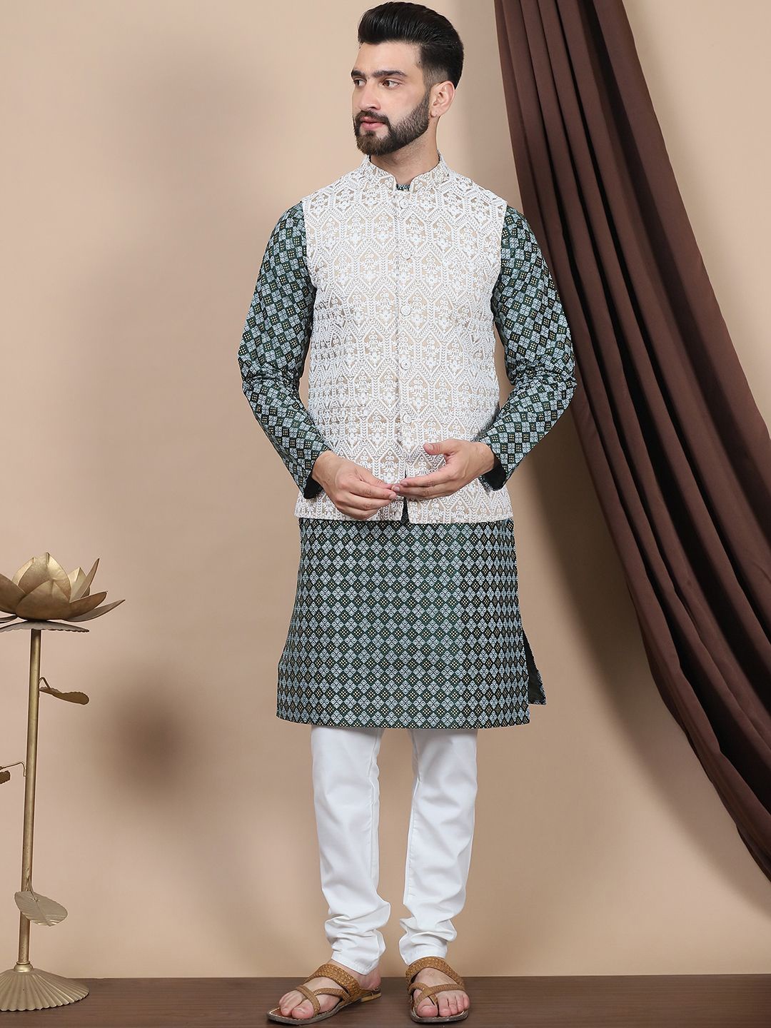 

Anouk Floral Printed Regular Straight Kurta With Churidar & Nehru Jacket, Green