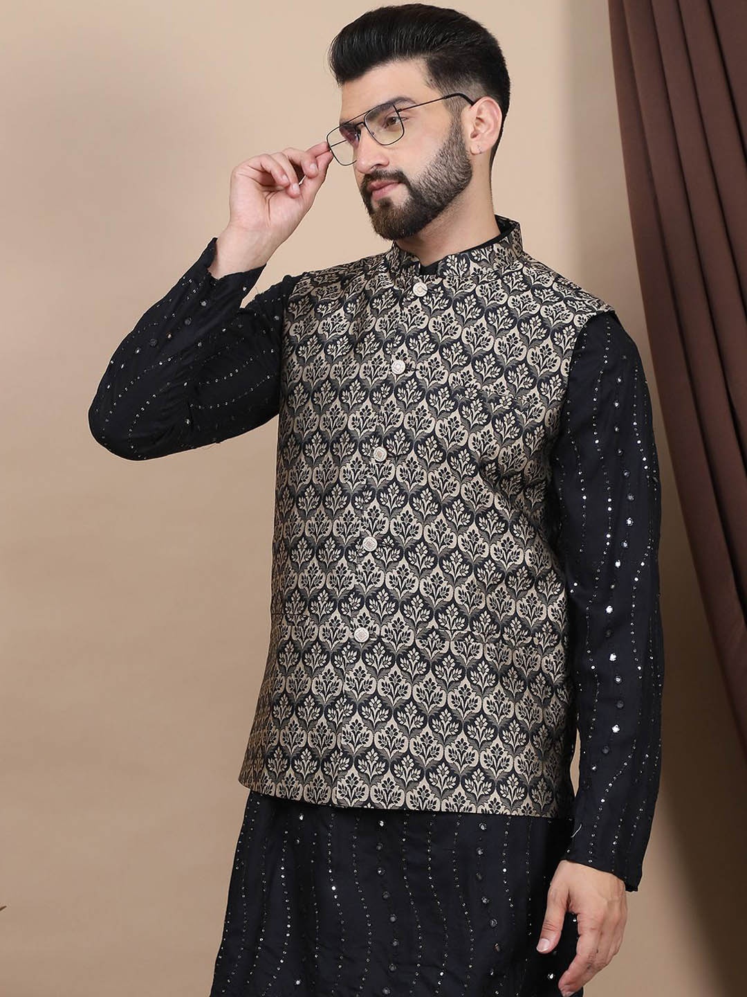 

Anouk Leheriya Embroidered Sequinned Cotton Straight Kurta With Churidar & Nehru Jacket, Black