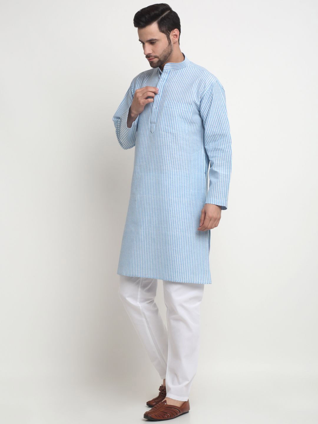 

Arrabi Striped Mandarin Collar Regular Pure Cotton Kurta with Pyjamas, Blue