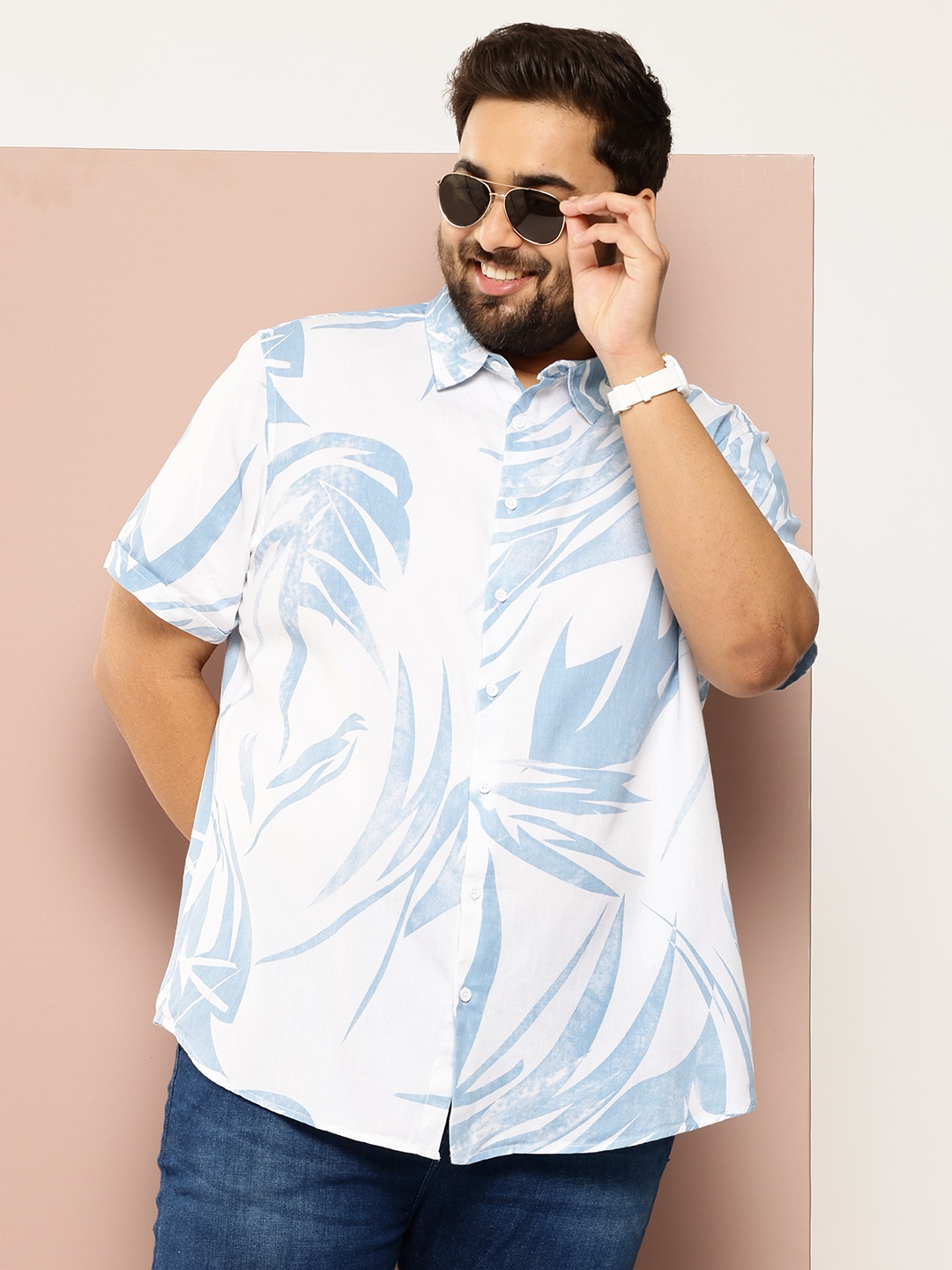 

Sztori Men Plus Size Floral Printed Casual Shirt, Blue