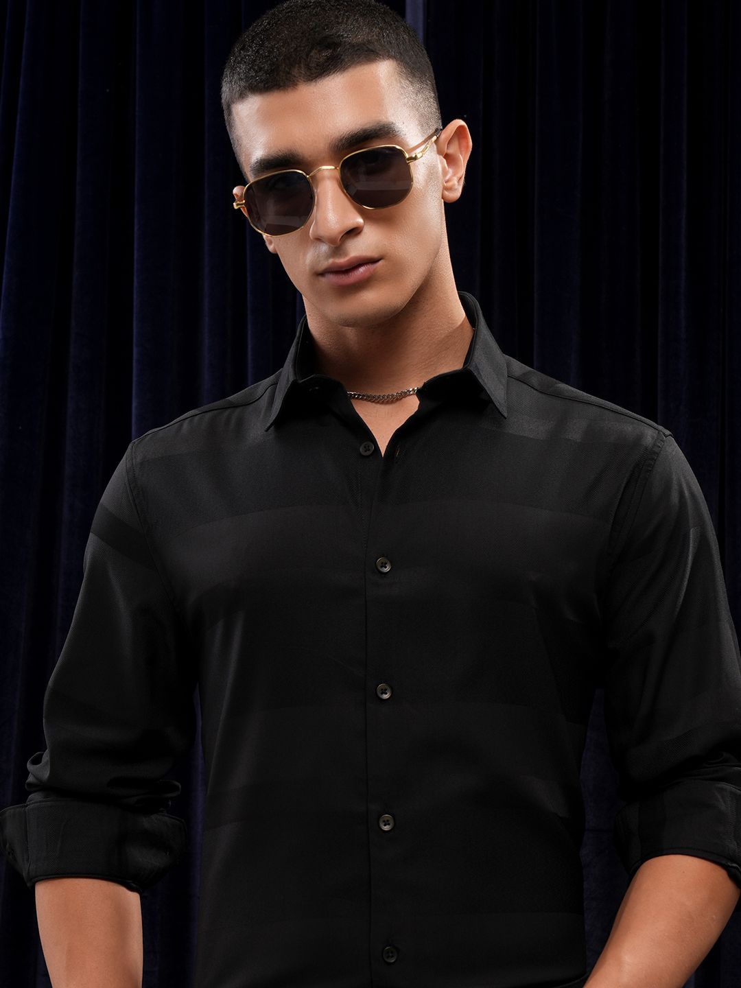 

HIGHLANDER Men Dobby Textured Occasion Shirt, Black