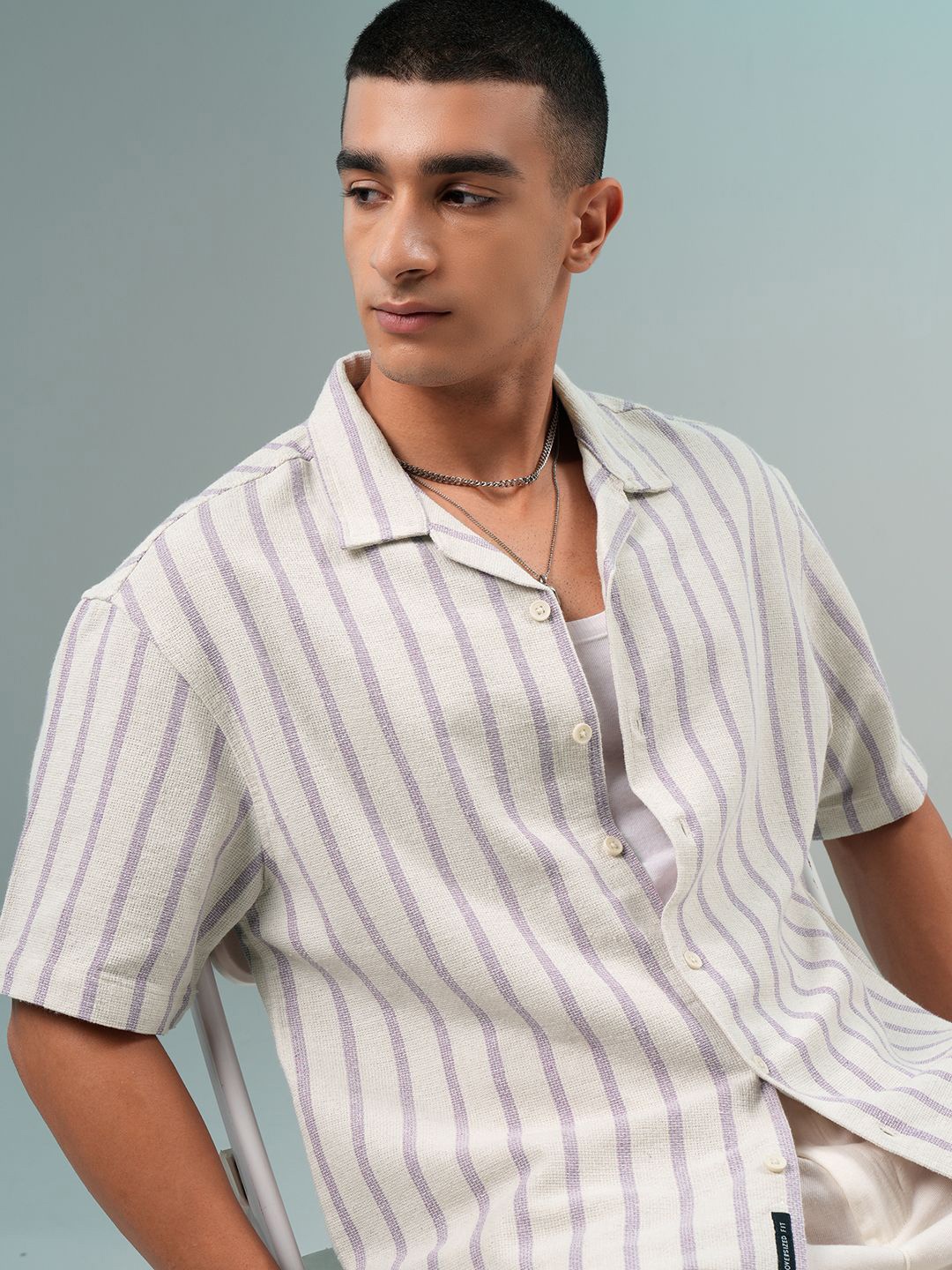 

HIGHLANDER Men Textured Dobby Striped Oversized Shirt, White