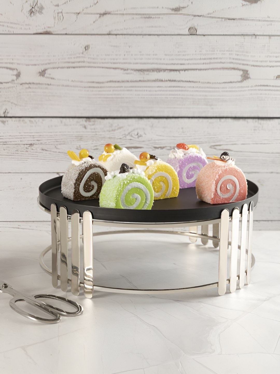 

Metalsmith Black Metal Cake Stand, Silver