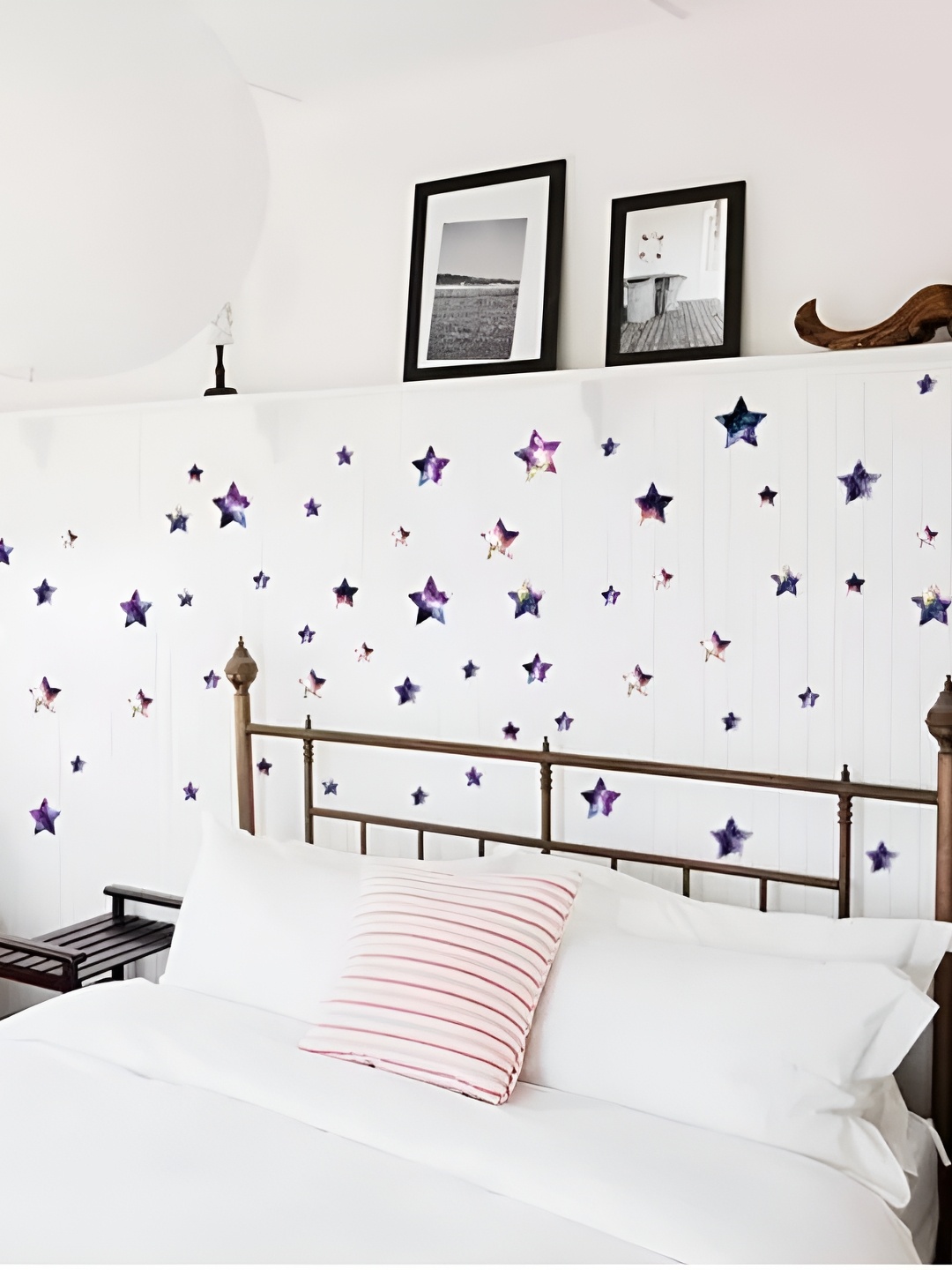 

Asian royal White & Blue Self Adhesive Wall Sticker