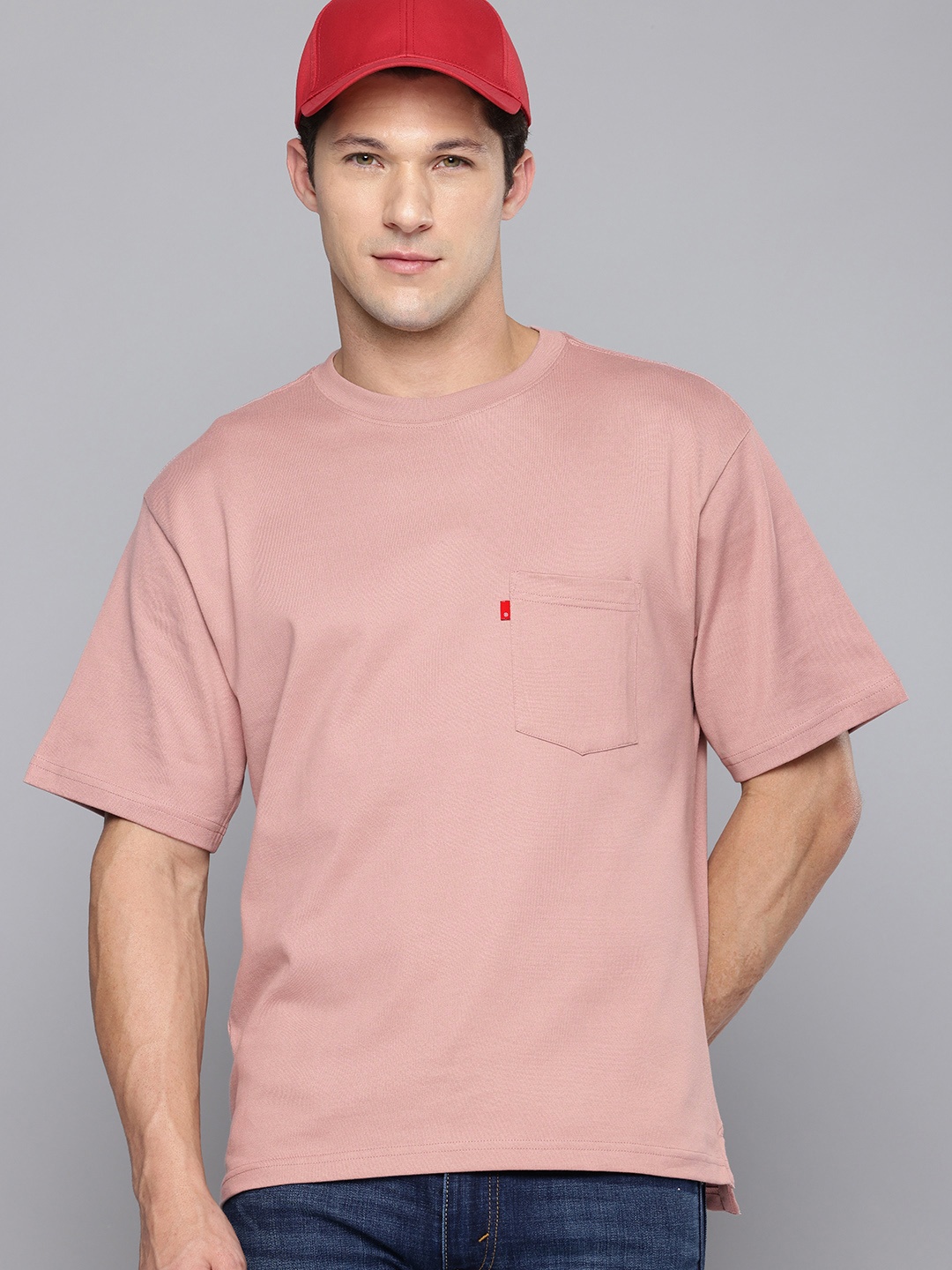 

Levis Pure Cotton Relaxed Fit Pockets T-Shirt, Mauve
