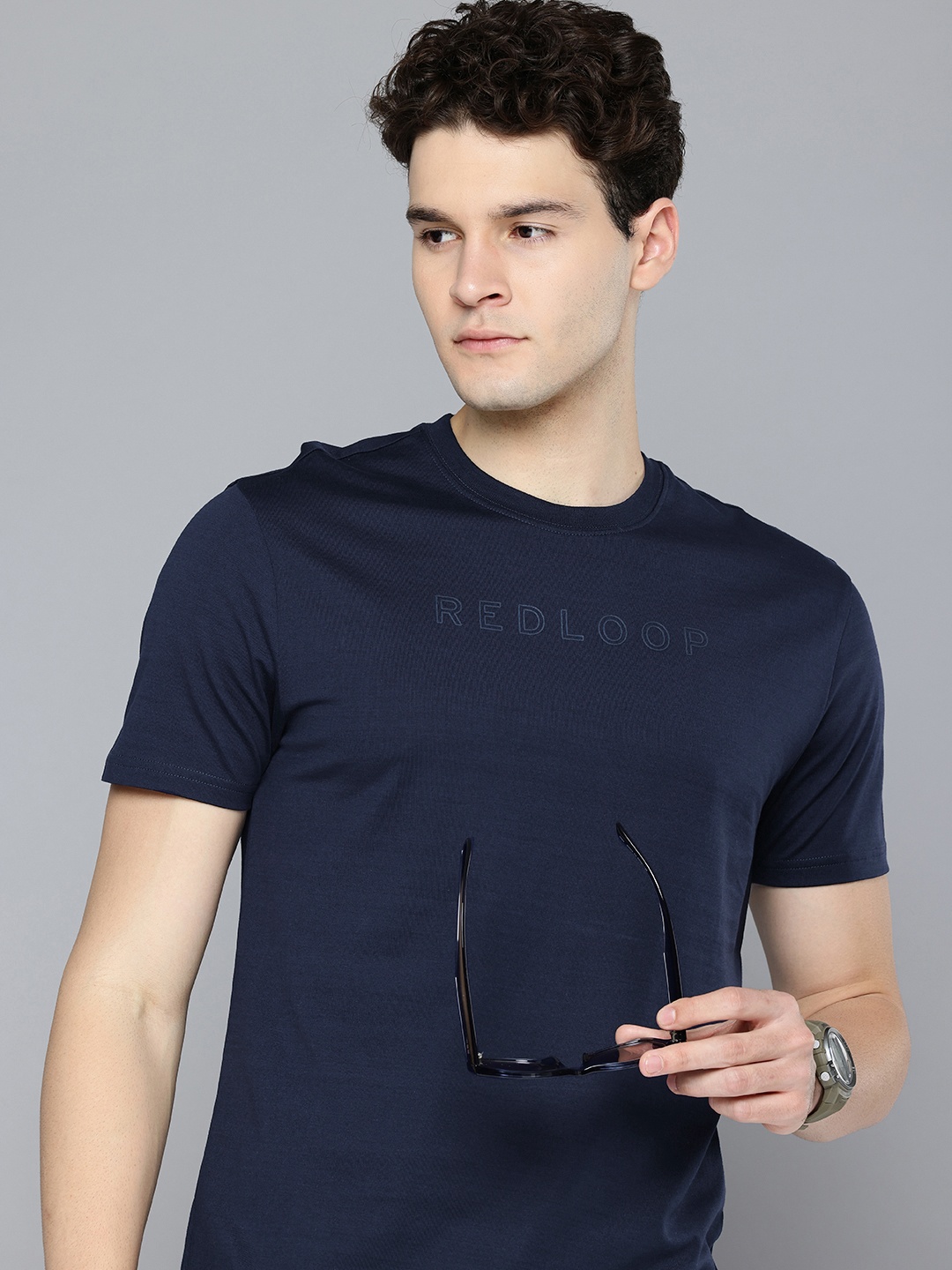 

Levis Brand Logo Printed Pure Cotton Slim Fit T-shirt, Navy blue