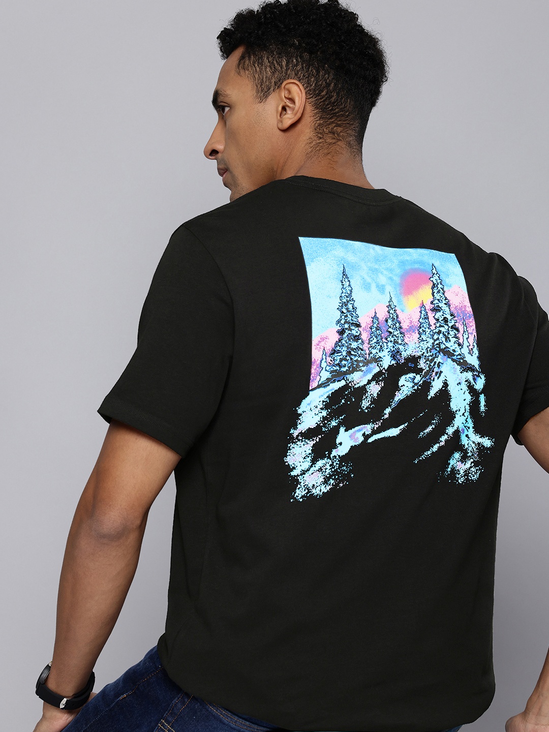

Levis Graphic Printed Pure Cotton T-shirt, Black