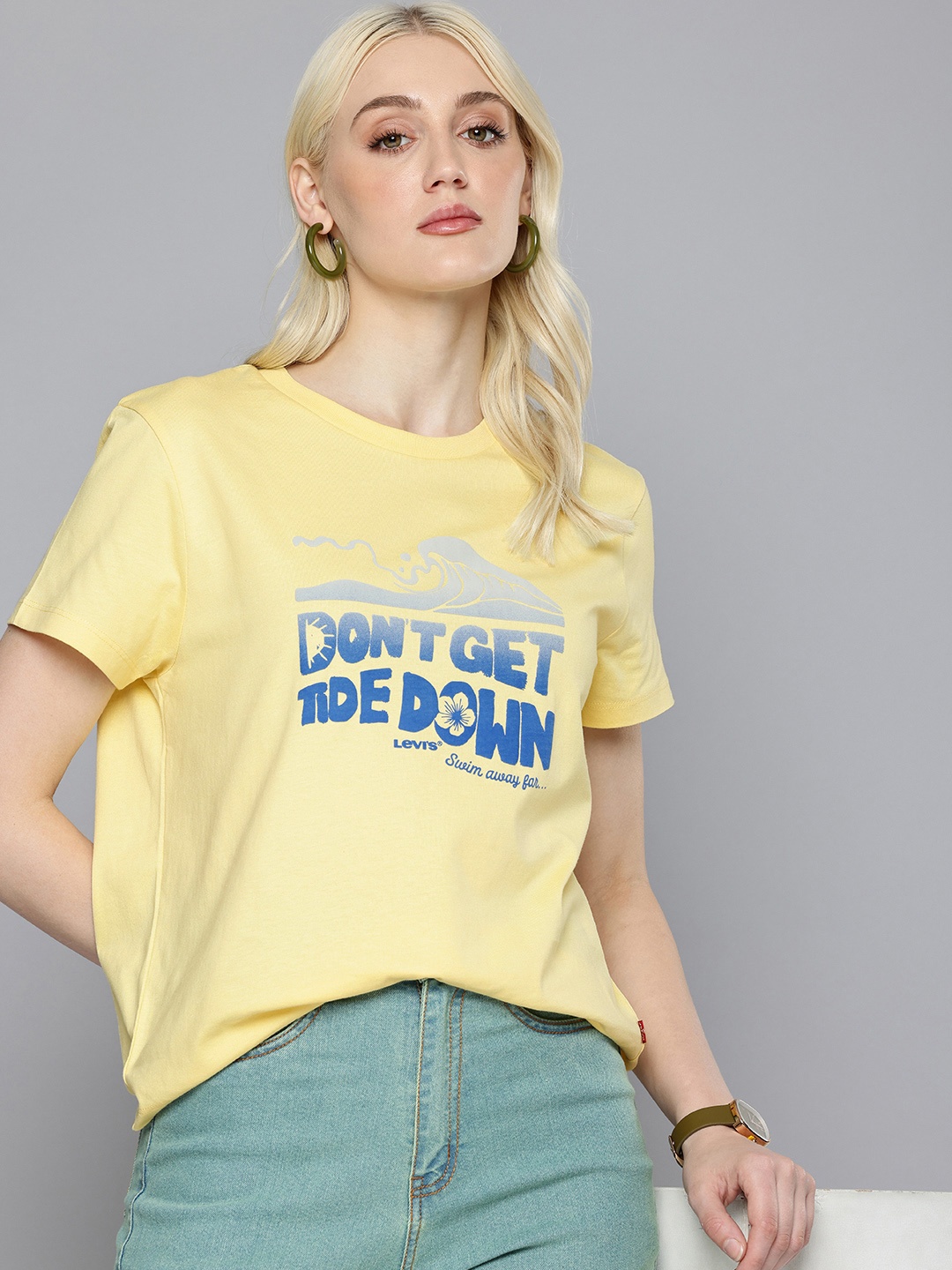 

Levis Typography Printed Pure Cotton T-shirt, Yellow