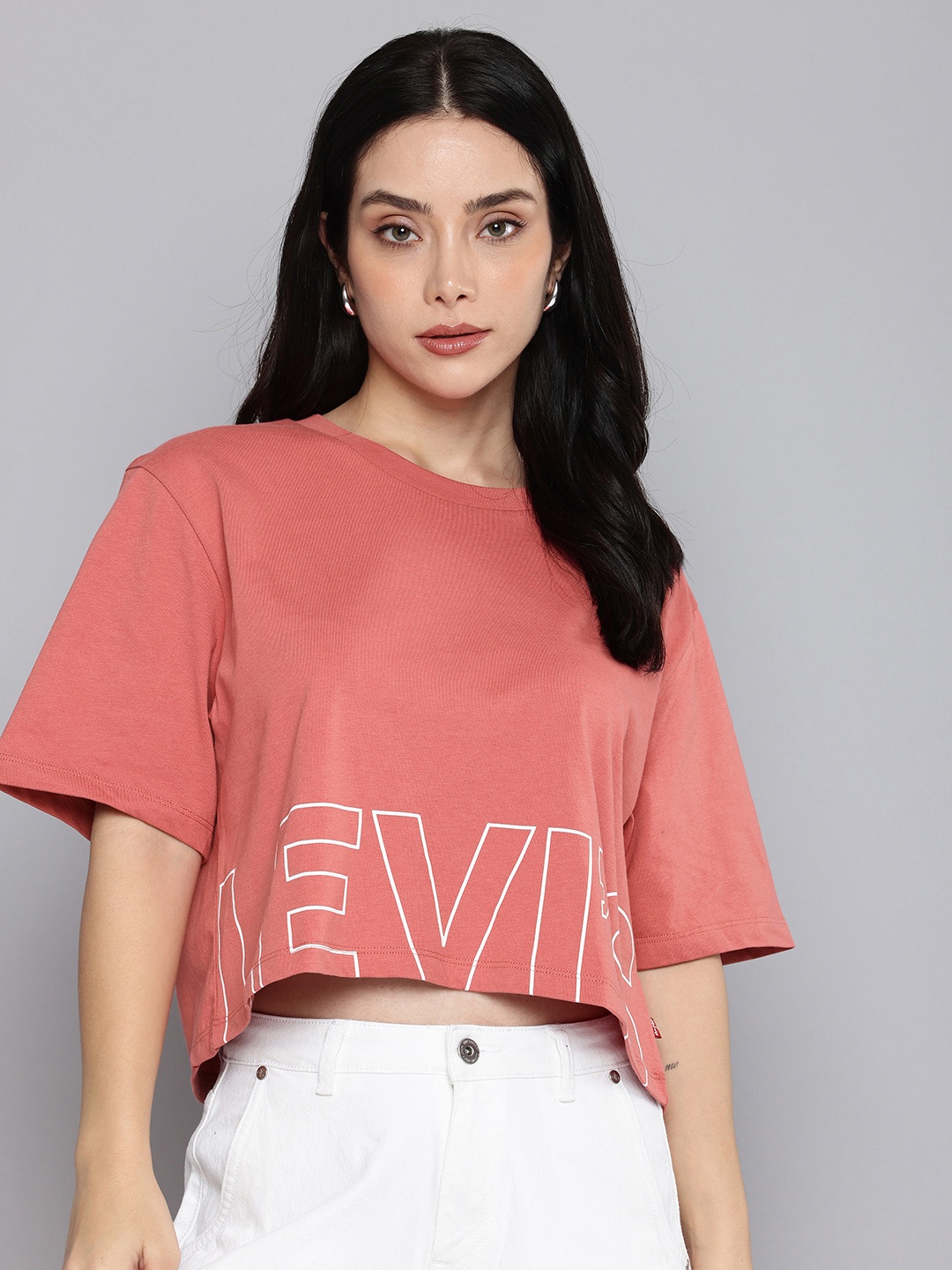 

Levis Brand Logo Printed Drop-Shoulder Sleeves Pure Cotton Boxy T-shirt, Peach