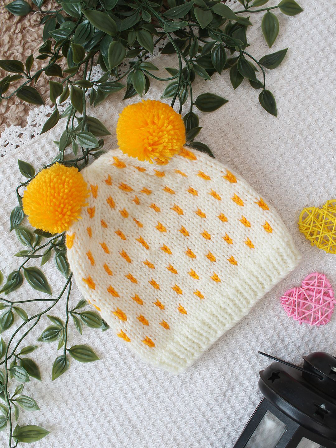 

Woonie Kids Self Design Acrylic Beanie Cap, White