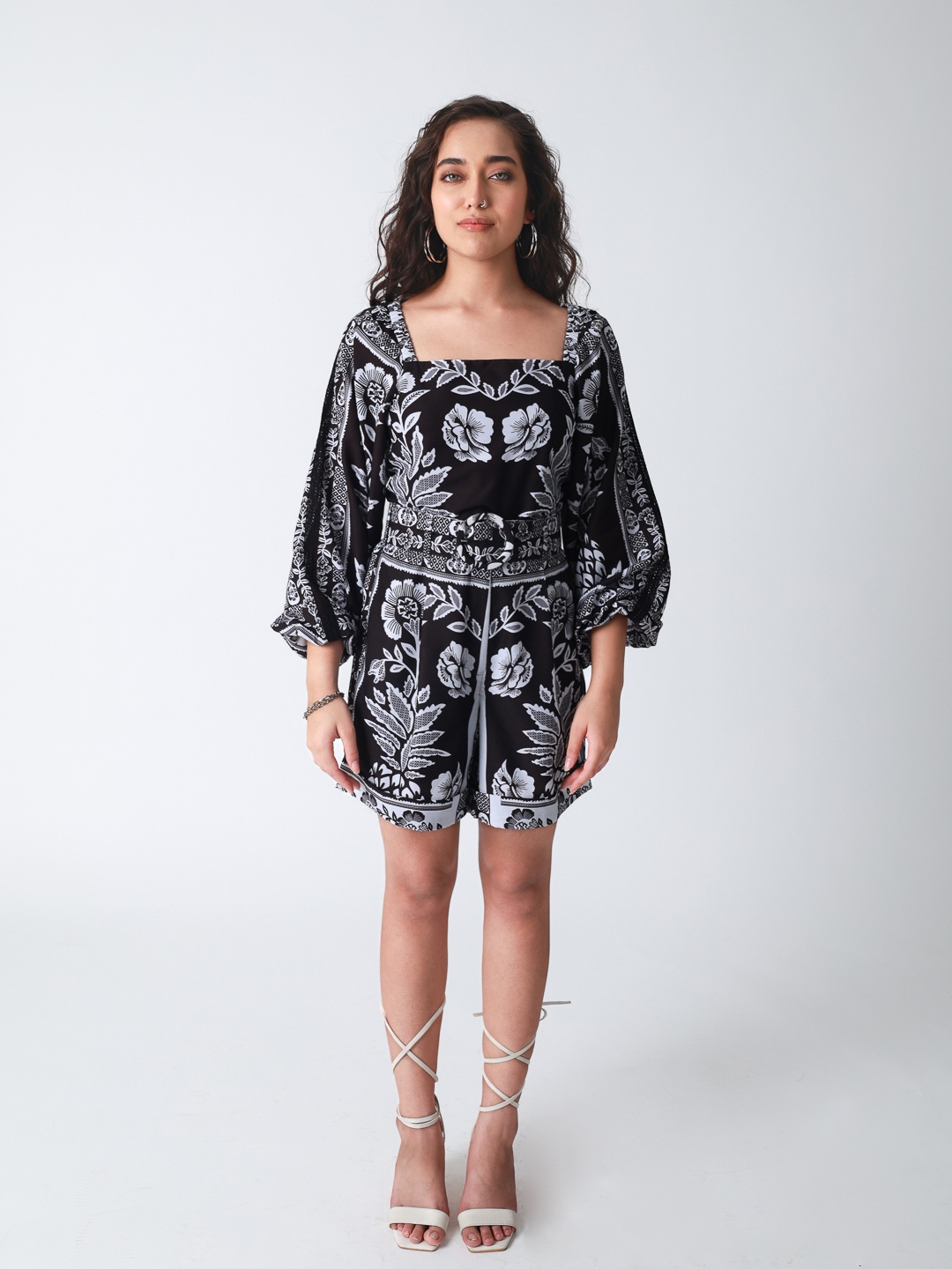 

Strong And Brave Printed Top With Shorts Co-Ords, Black