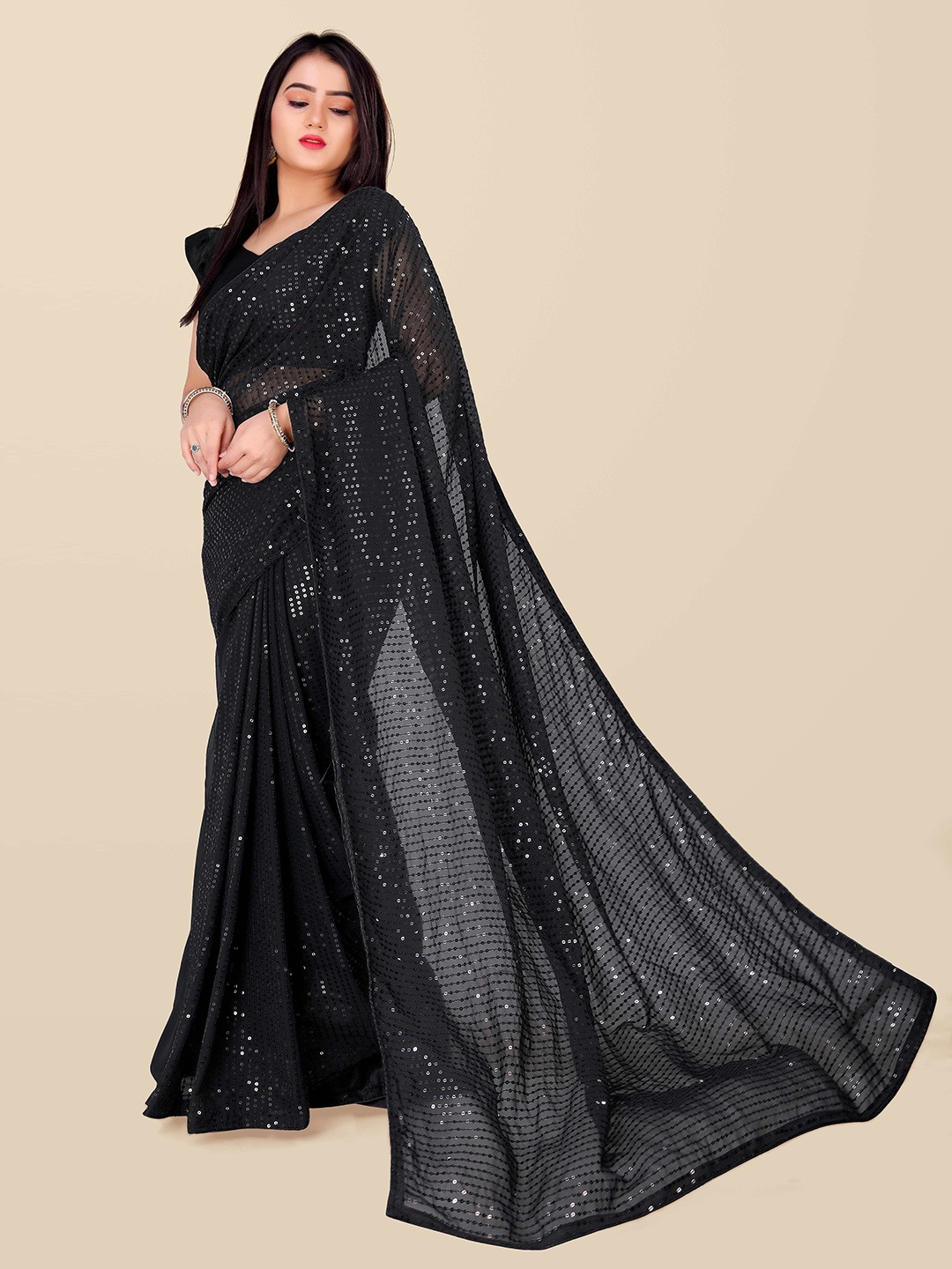 

DDRS FASHION Embellished Sequinned Saree, Black